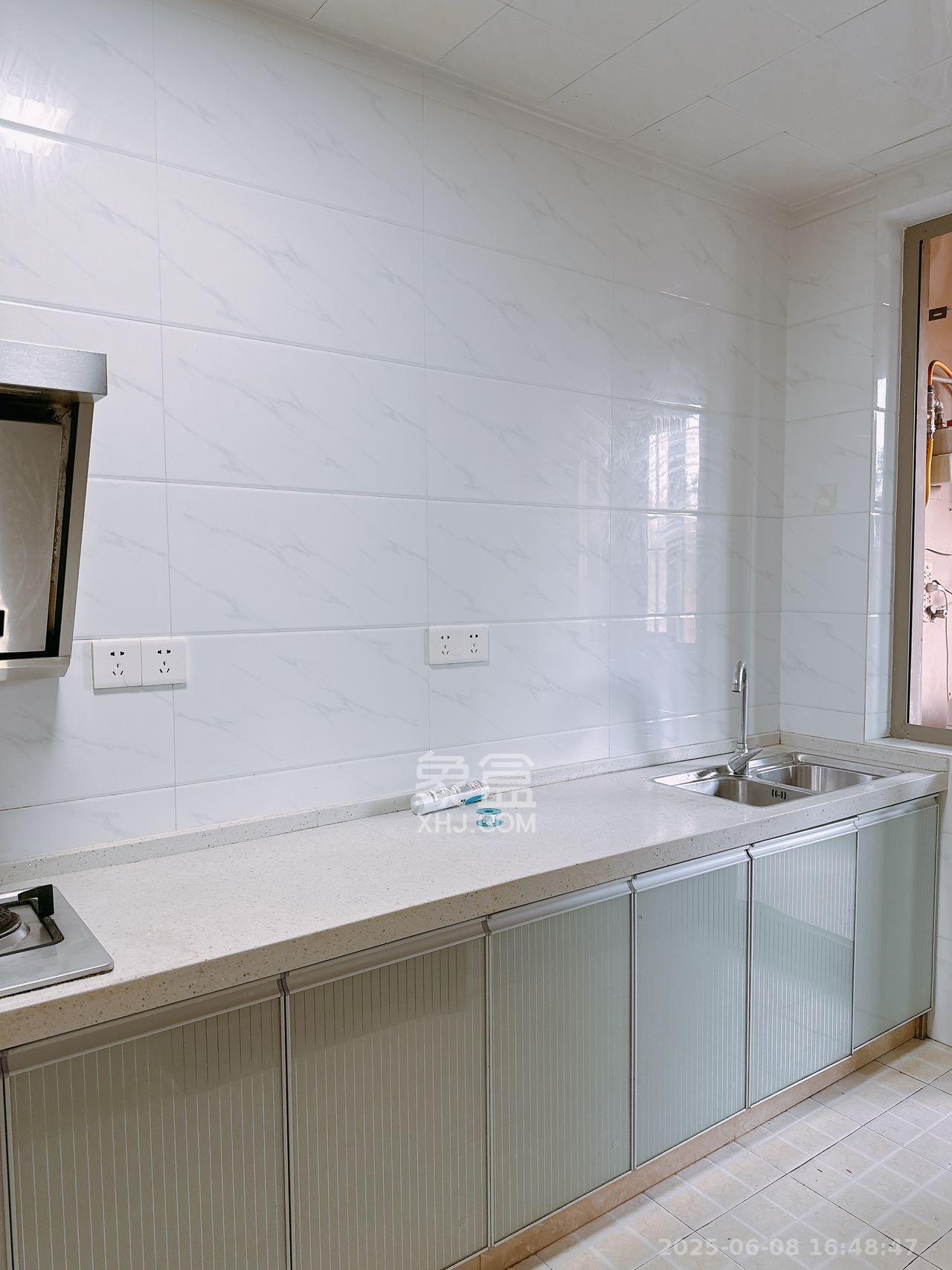 怡海星城 2室2厅1卫 1500.0元/月 怡海星城 2室2厅1卫 1500.0元/月室内图