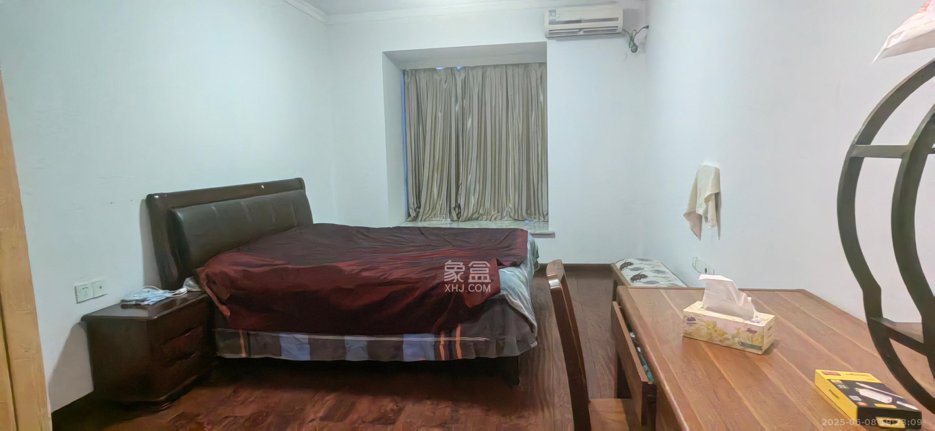 归心苑  4室2厅2卫    3300.0元/月室内图