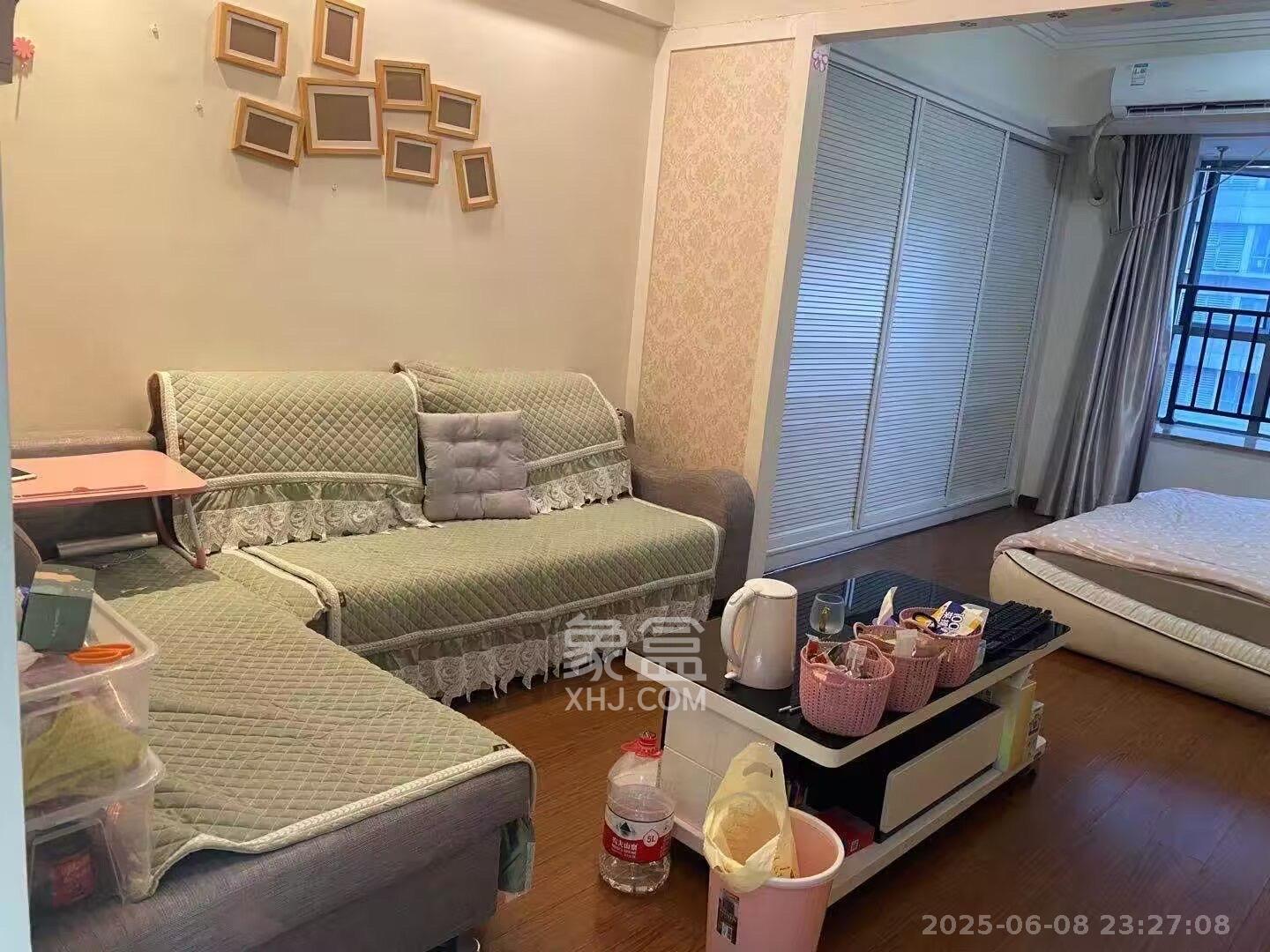 西子一间 1室1厅1卫 1450.0元/月 西子一间 1室1厅1卫 1450.0元/月室内图