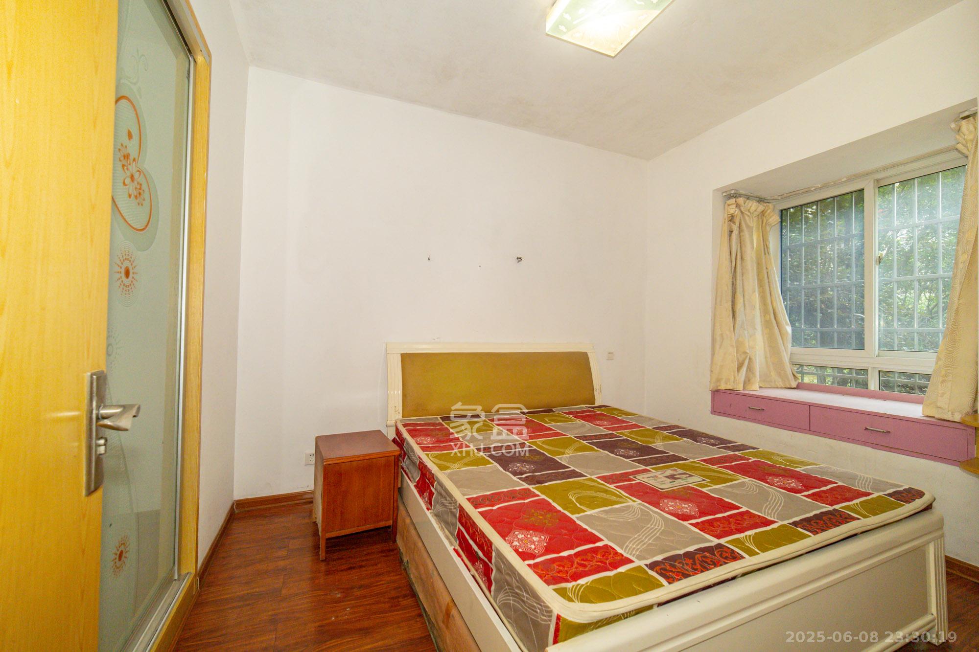 楚天世纪城东苑  3室2厅1卫    49.8万 楚天世纪城东苑  3室2厅1卫    49.8万卧室