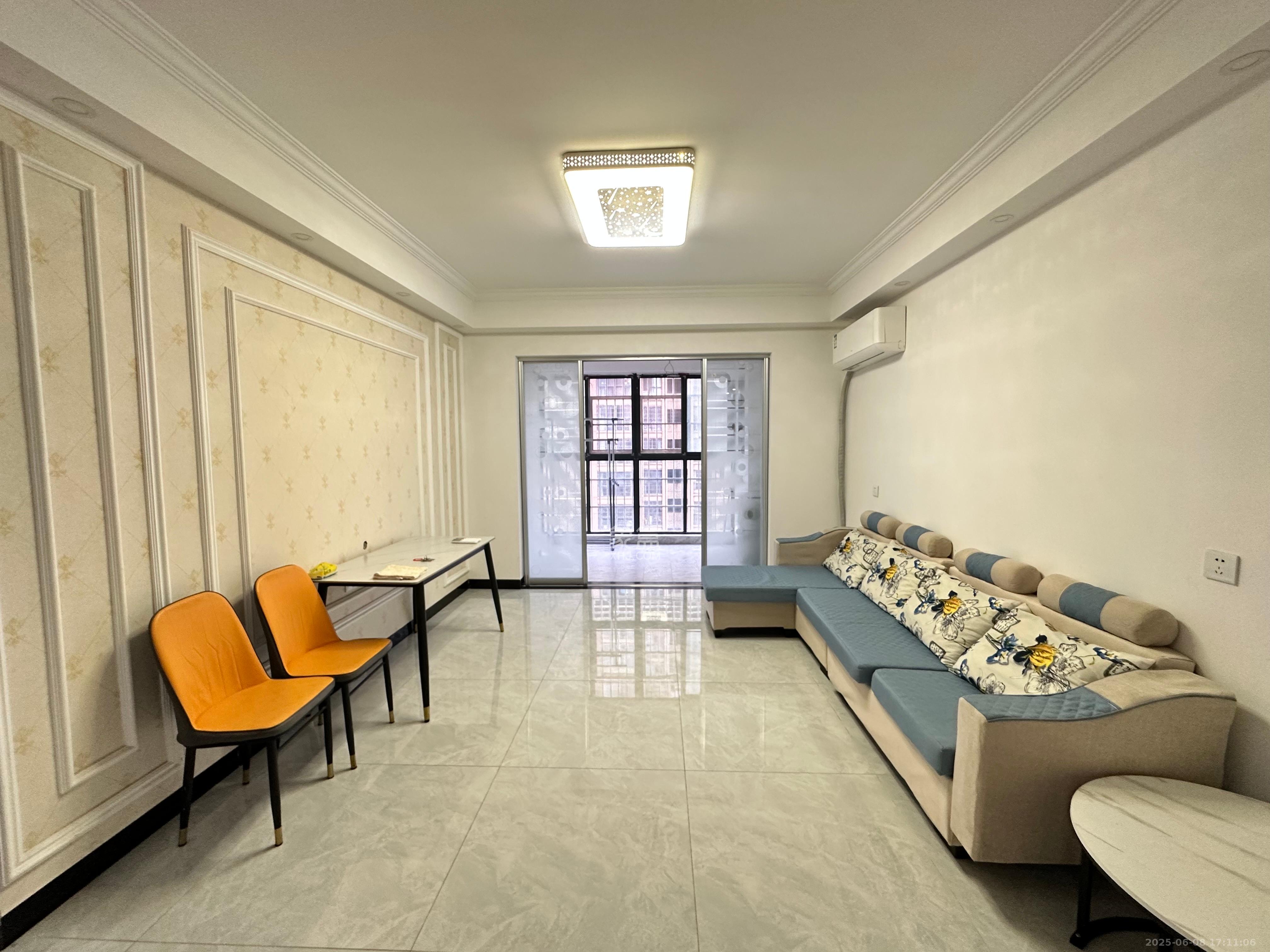 鑫天格林香山 3室2厅1卫 1600.0元/月 鑫天格林香山 3室2厅1卫 1600.0元/月室内图