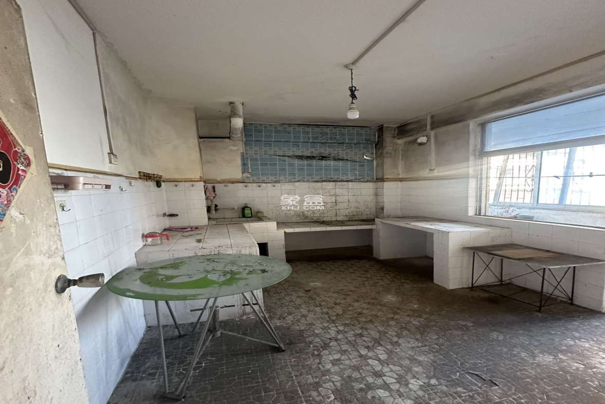 颐远山庄(文明东路)  3室2厅1卫    75.0万 颐远山庄(文明东路)  3室2厅1卫    75.0万室内图