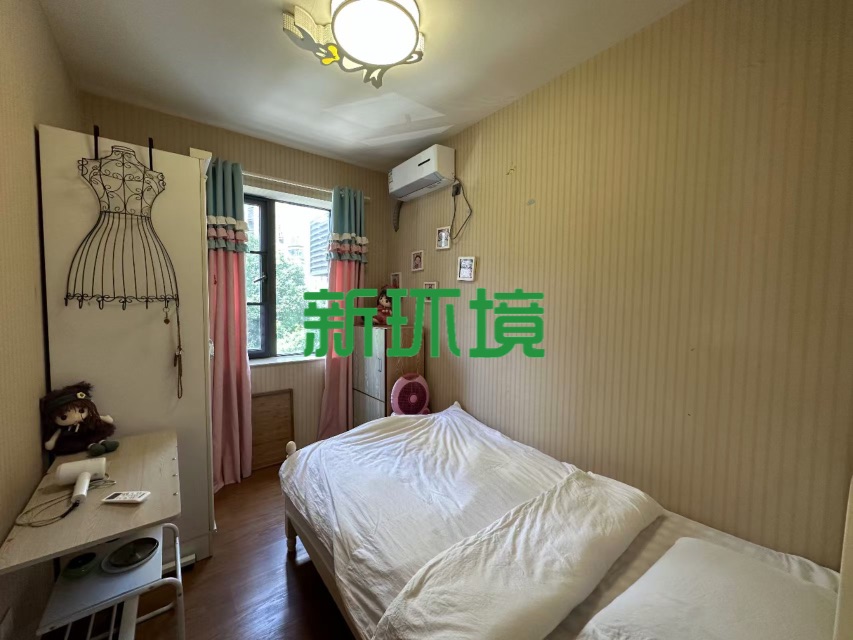 蓝色港湾  2室2厅1卫   39.80万客厅