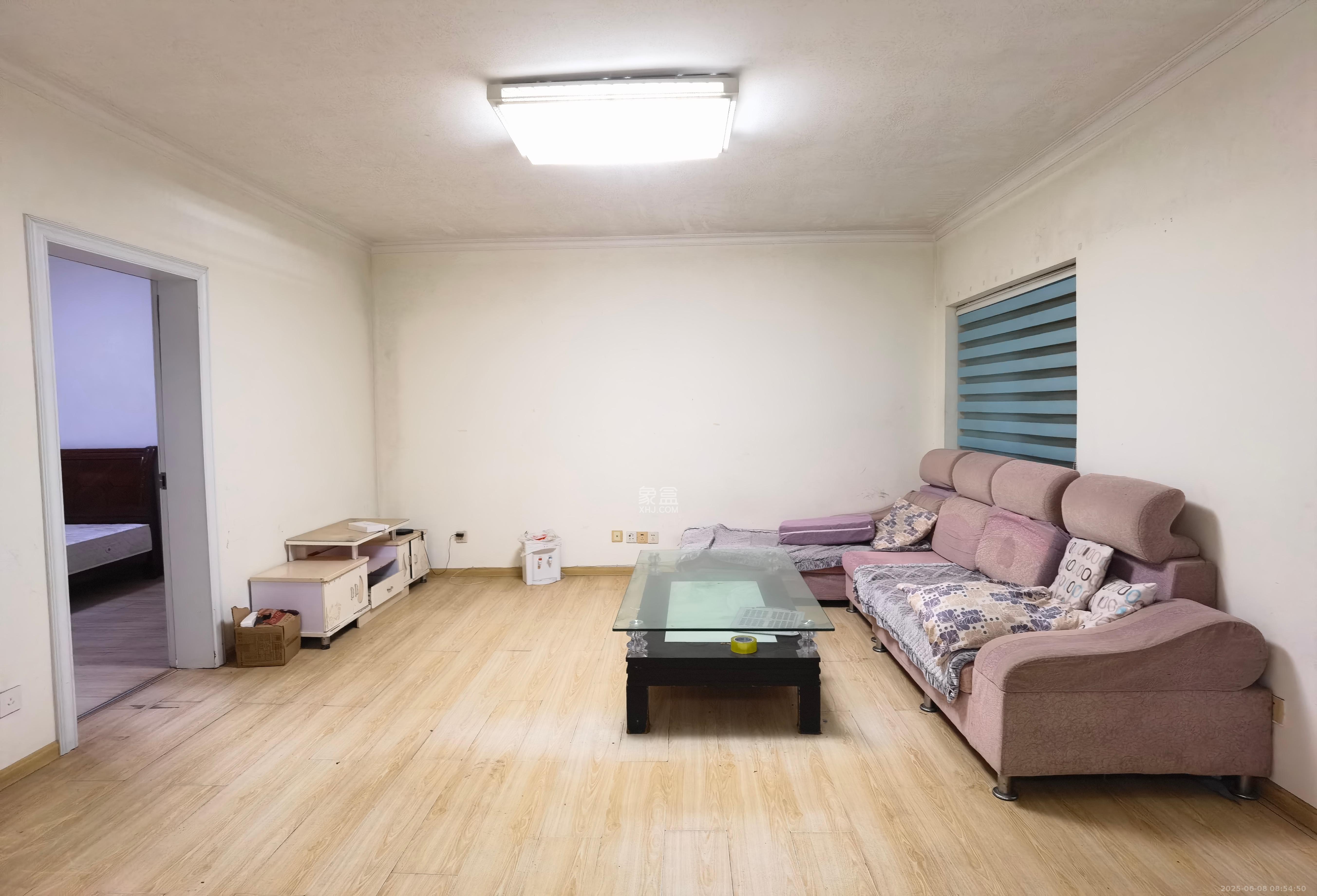 枫林美景  2室2厅1卫   2200.00元/月室内图