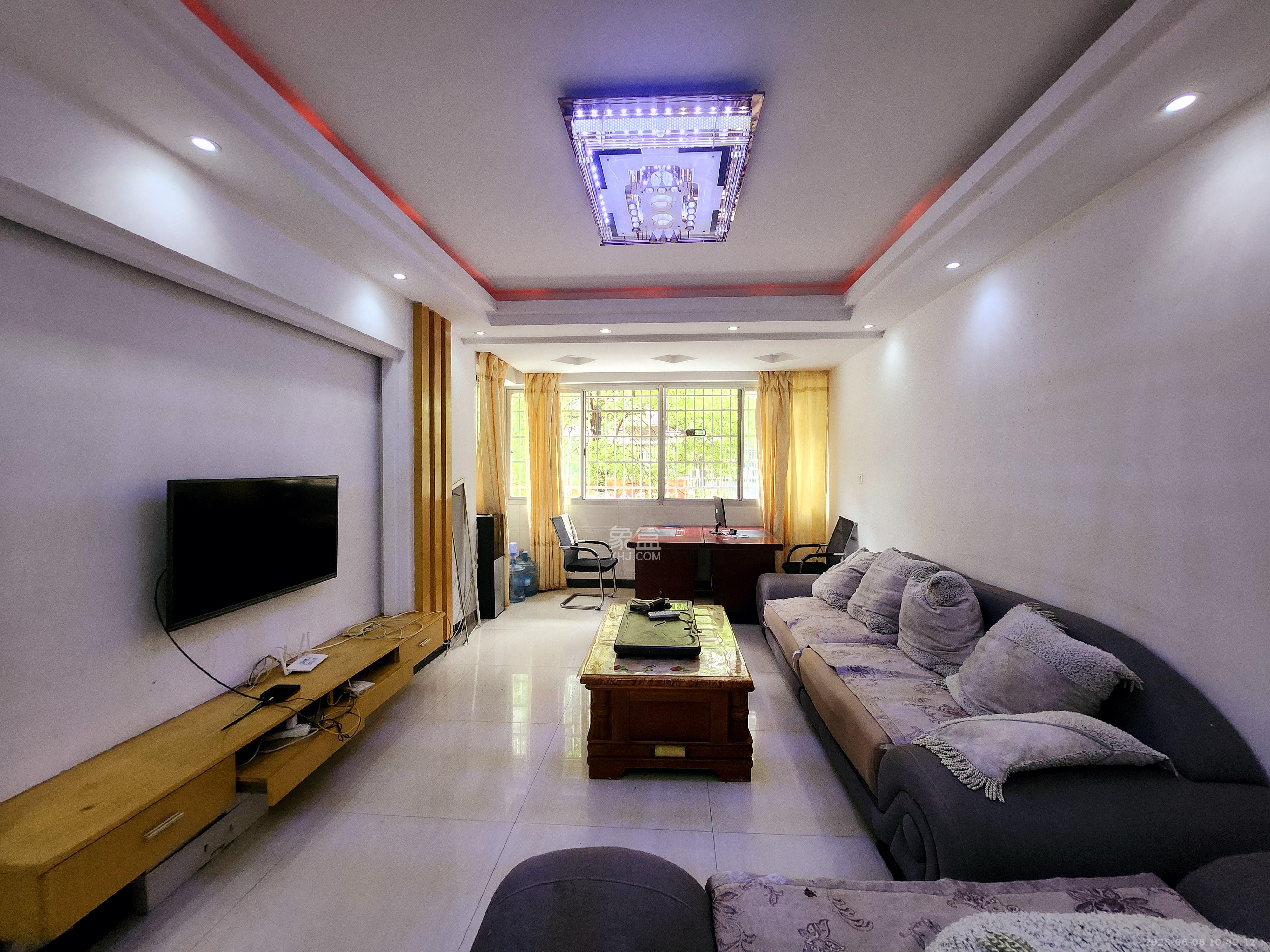 延农小区(延农五期、延农六期) 3室2厅1卫 2800.0元/月 延农小区(延农五期、延农六期) 3室2厅1卫 2800.0元/月室内图