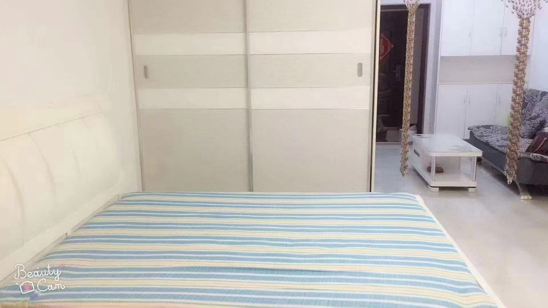 明兴翰苑一期  1室1厅1卫   1200.00元/月室内图