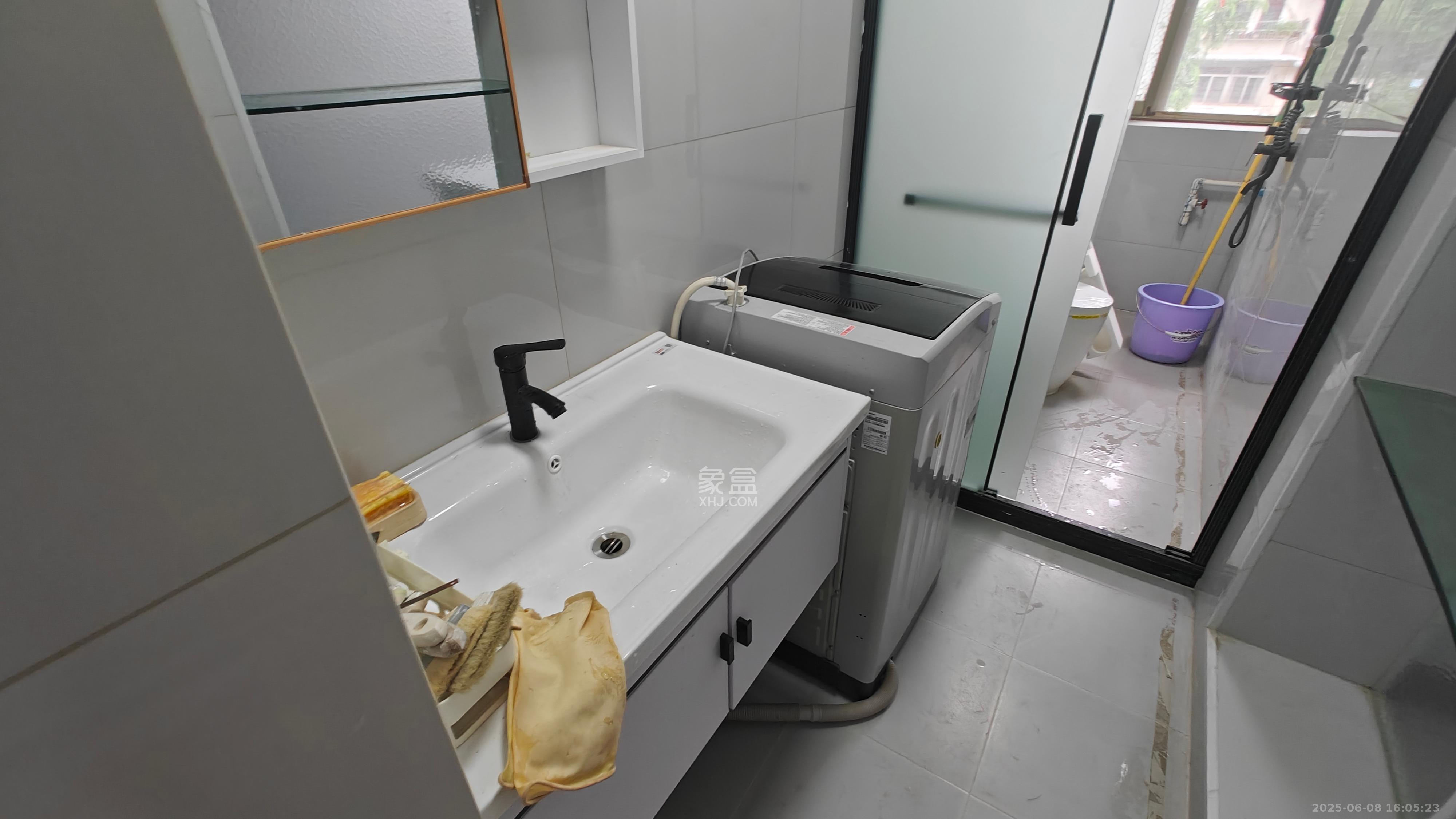 湖南省教育厅西院  4室2厅1卫   3800.00元/月室内图