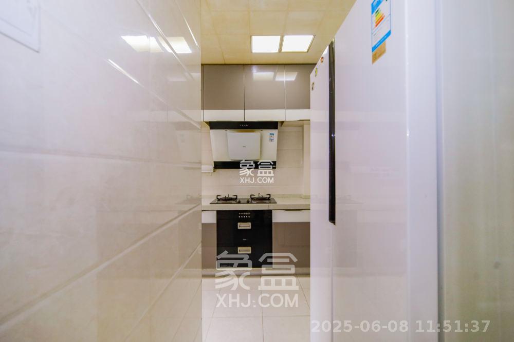 新盛珑璟台  1室0厅0卫    2200.0元/月 新盛珑璟台  1室0厅0卫    2200.0元/月室内图