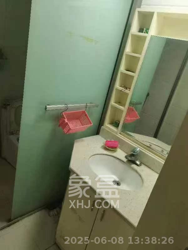 山水湾  2室2厅1卫   1700.00元/月室内图
