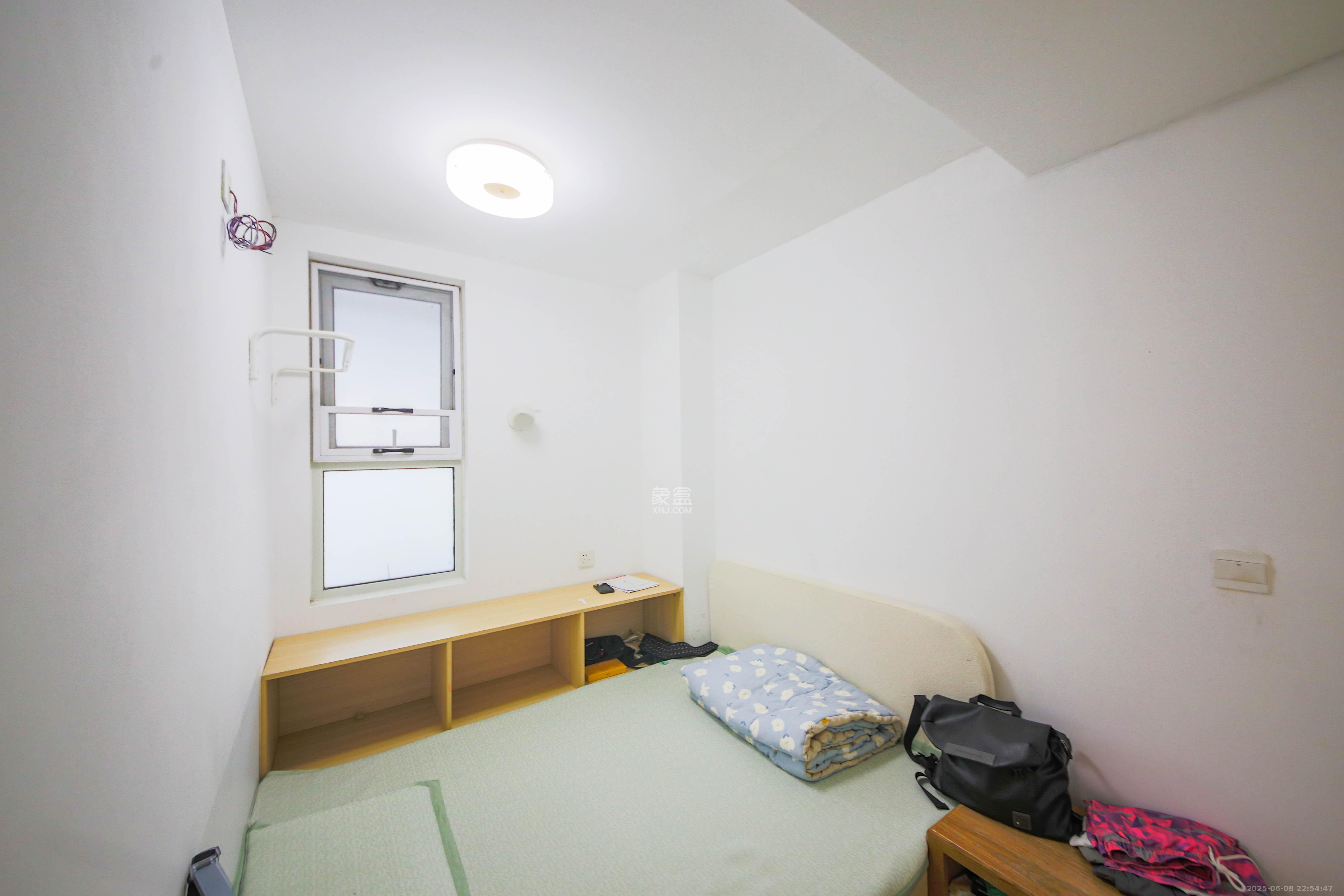 湘江雅颂居  3室2厅1卫   106.00万卧室