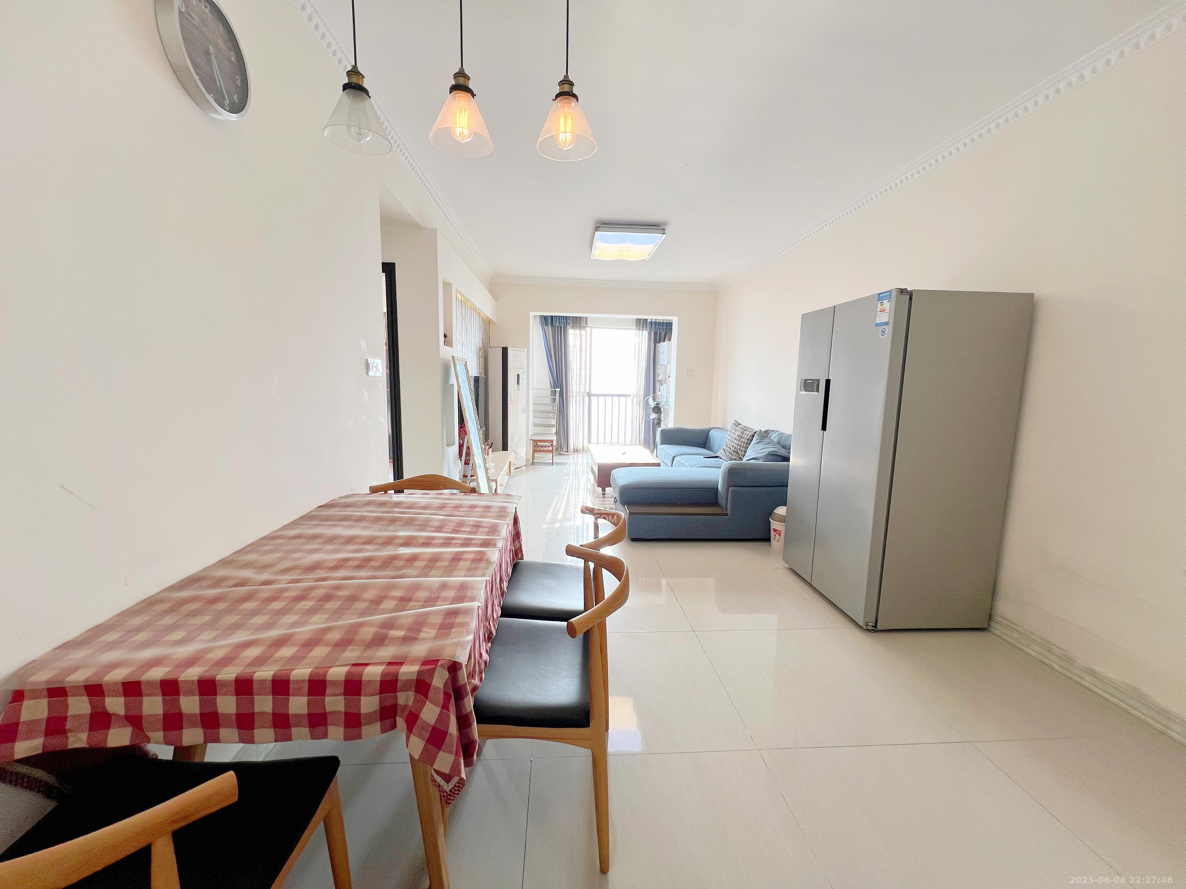 中城丽景香山园  2室2厅1卫    3000.0元/月室内图