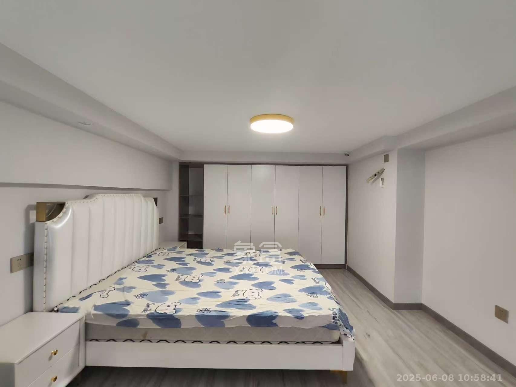 太阳城 1室2厅1卫 1700.0元/月 太阳城 1室2厅1卫 1700.0元/月室内图