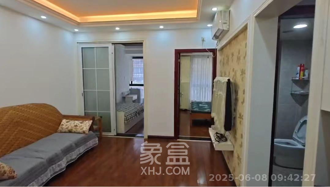 芒果天地(芒果雅苑)  1室1厅1卫    2100.0元/月室内图