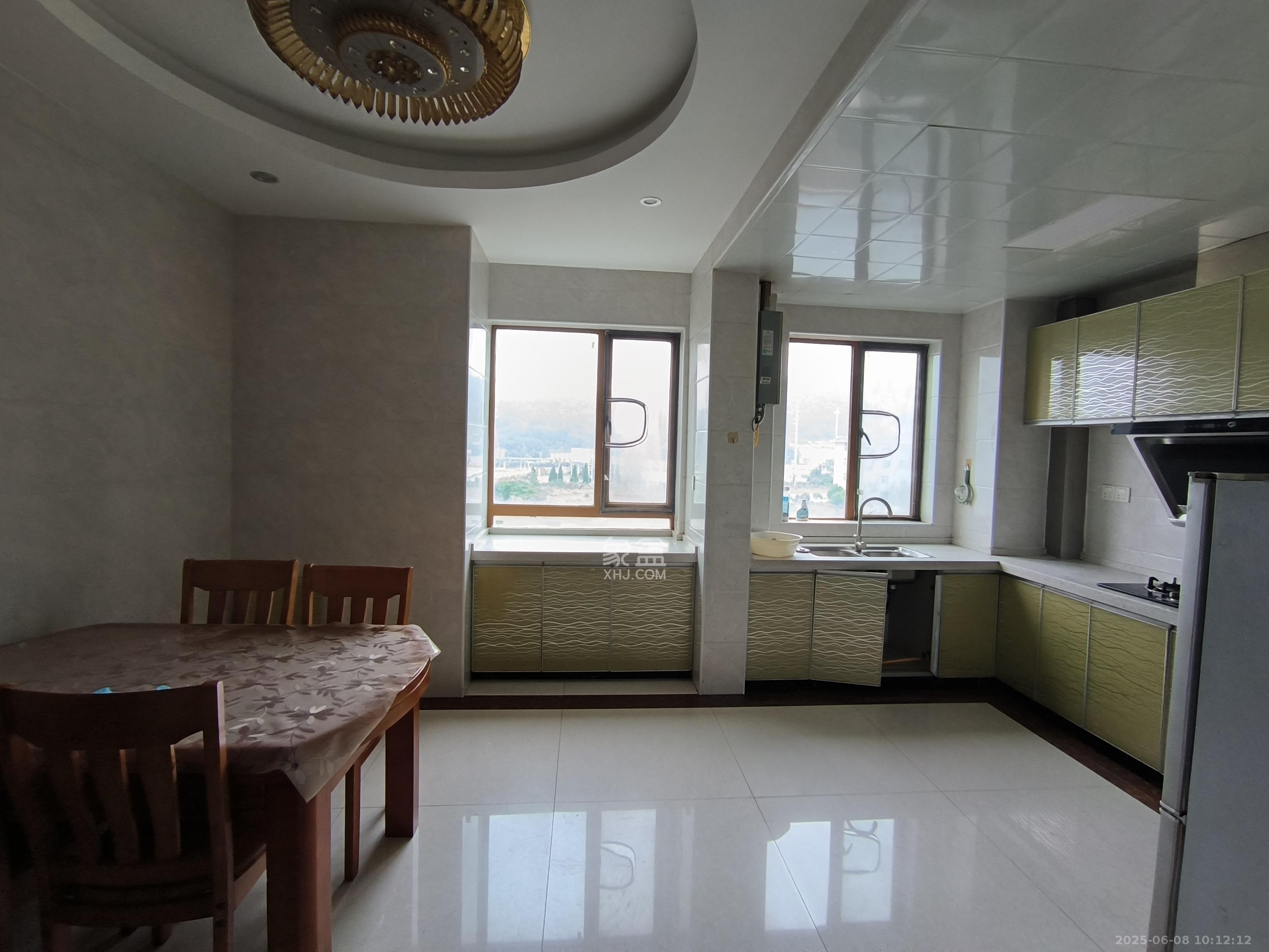 锑都家园  4室2厅2卫    2000.0元/月 锑都家园  4室2厅2卫    2000.0元/月室内图