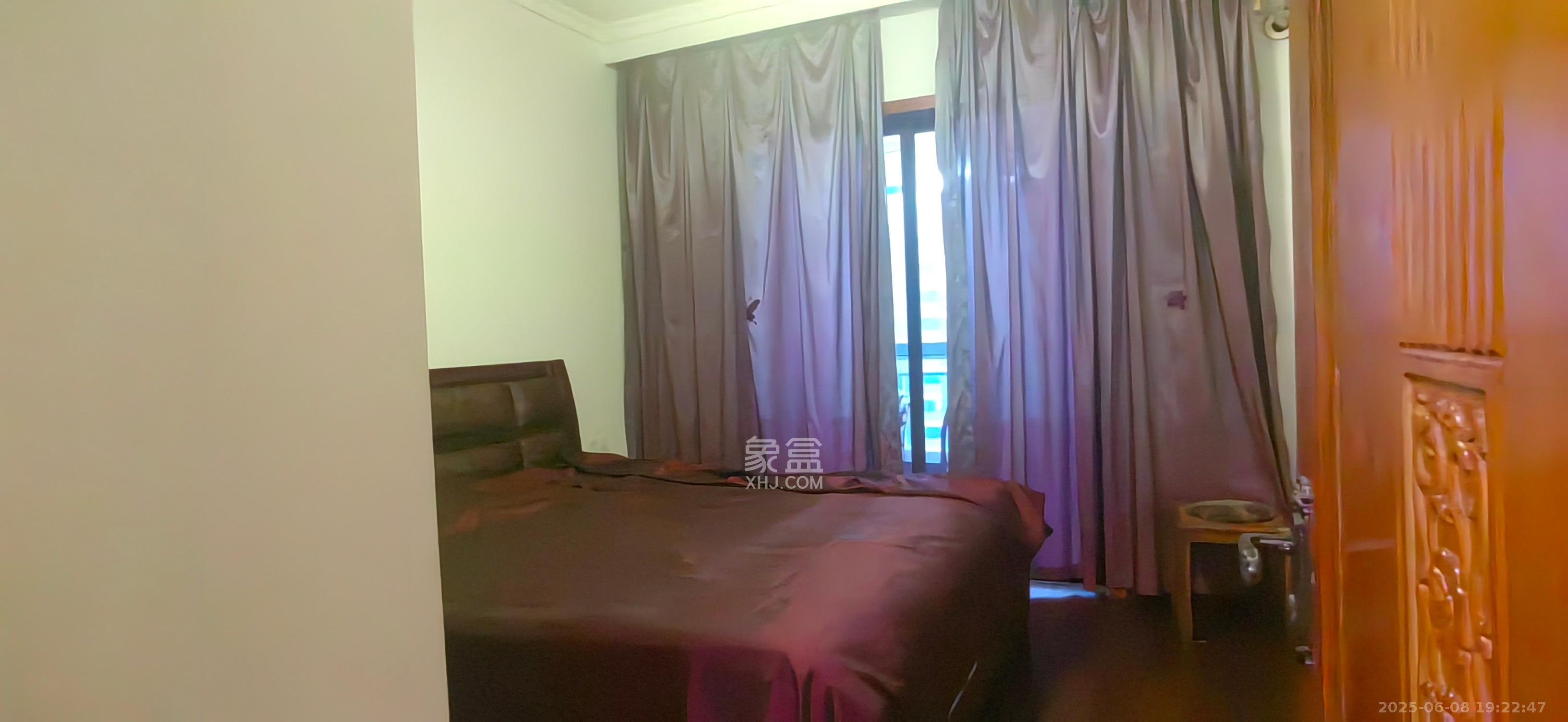 归心苑  4室2厅2卫    3300.0元/月室内图