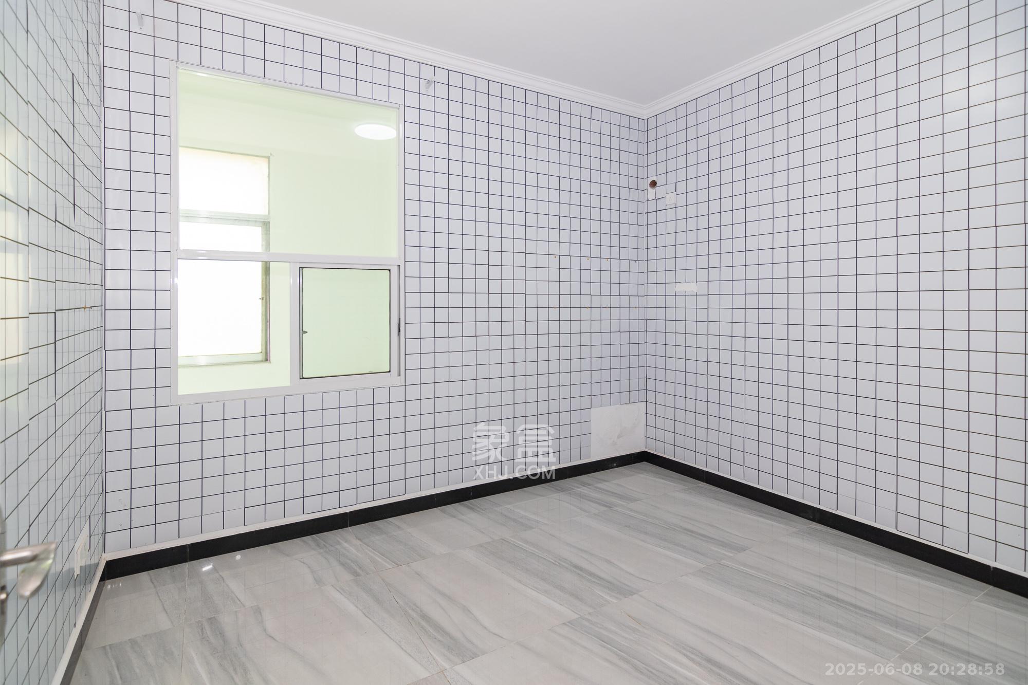 红旺大市场  3室2厅2卫    46.0万 红旺大市场  3室2厅2卫    46.0万卧室