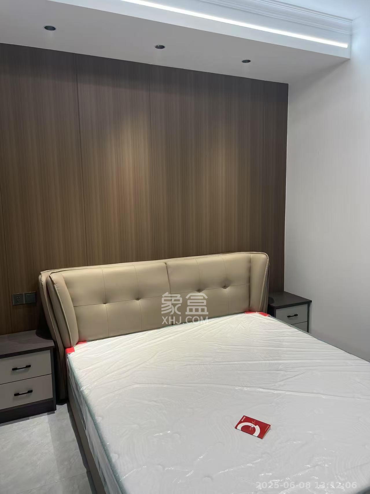 金侨风华府  1室1厅1卫   1700.00元/月室内图