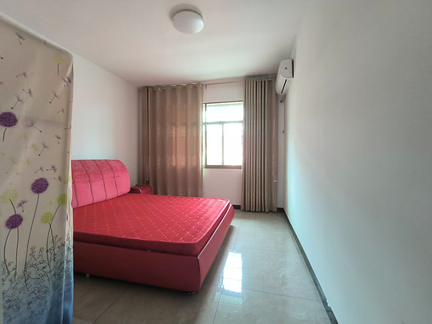 双江安置小区 3室2厅2卫 1300.0元/月 双江安置小区 3室2厅2卫 1300.0元/月室内图