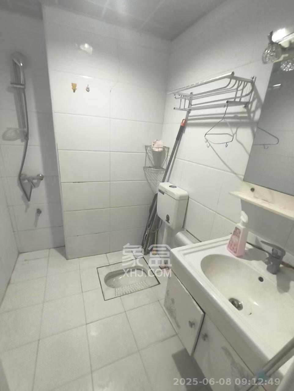 建鑫二期  1室1厅1卫   1100.00元/月室内图