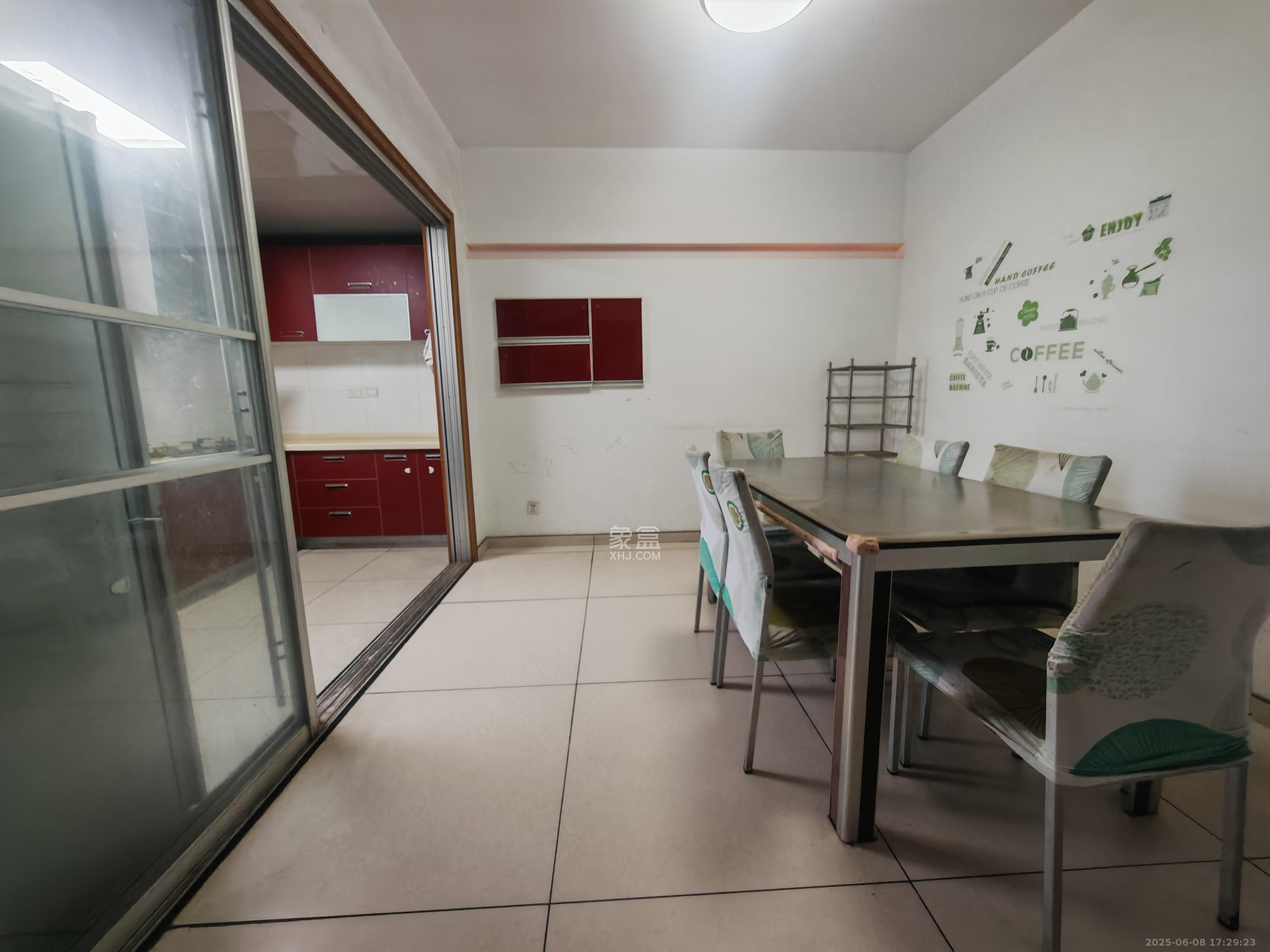 中建桂苑 3室2厅2卫 2100.0元/月 中建桂苑 3室2厅2卫 2100.0元/月室内图