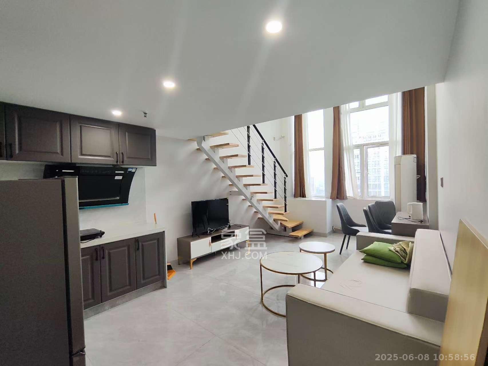 太阳城 1室2厅1卫 1700.0元/月 太阳城 1室2厅1卫 1700.0元/月室内图