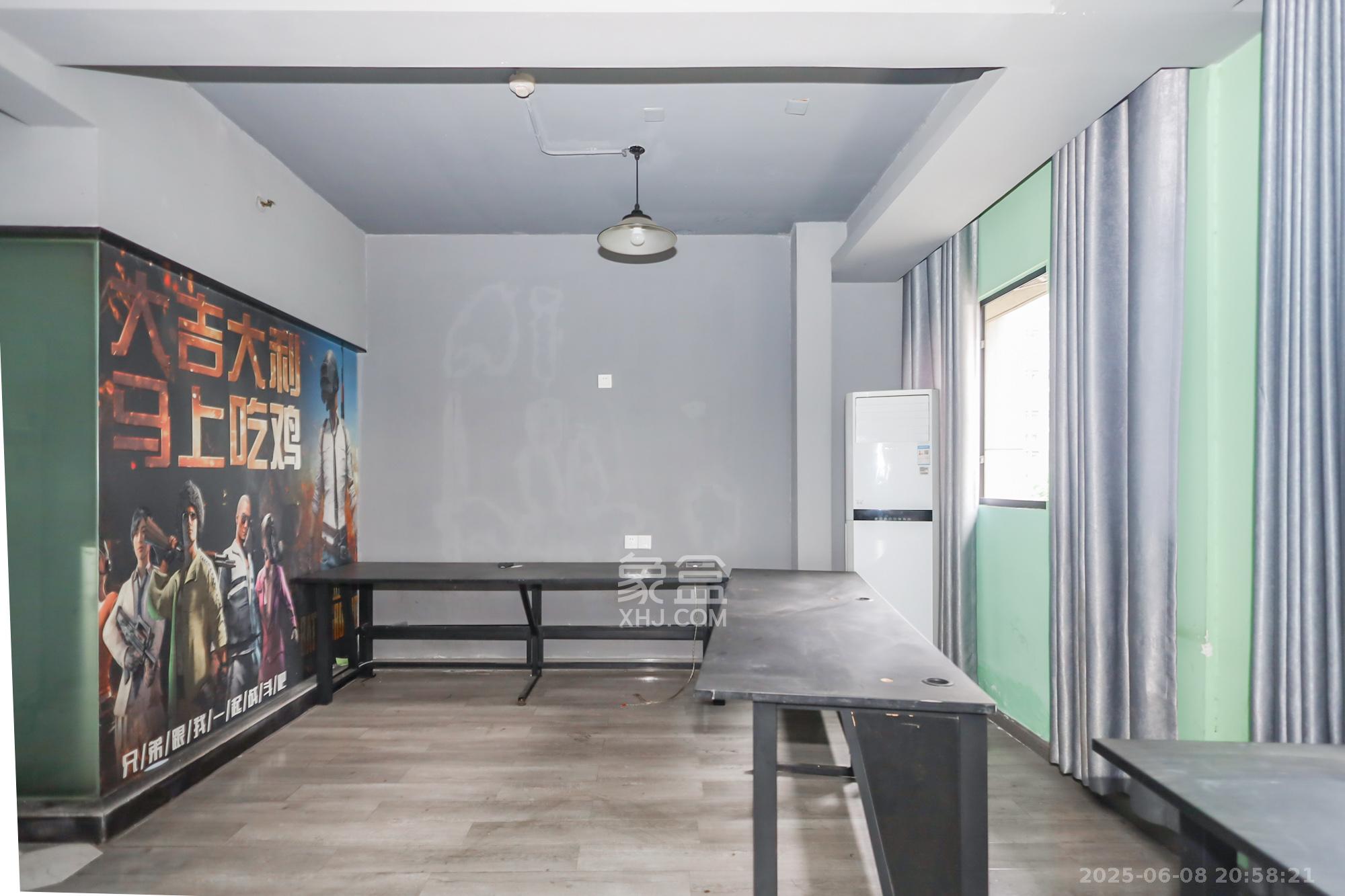 郡原广场  1室1厅1卫    28.0万 郡原广场  1室1厅1卫    28.0万其他