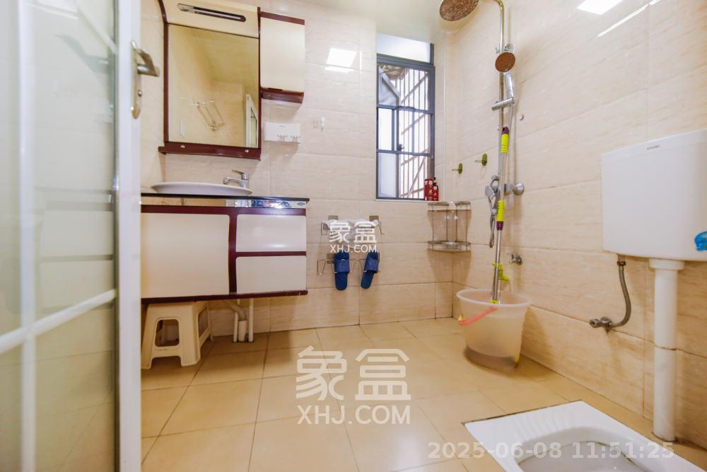 新盛珑璟台  1室0厅0卫    2200.0元/月 新盛珑璟台  1室0厅0卫    2200.0元/月室内图