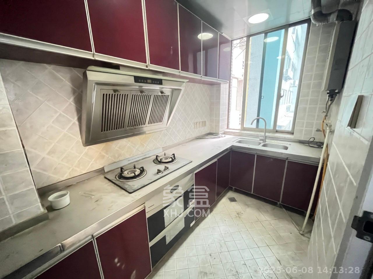 香颂国际 3室2厅2卫 3000.0元/月 香颂国际 3室2厅2卫 3000.0元/月室内图