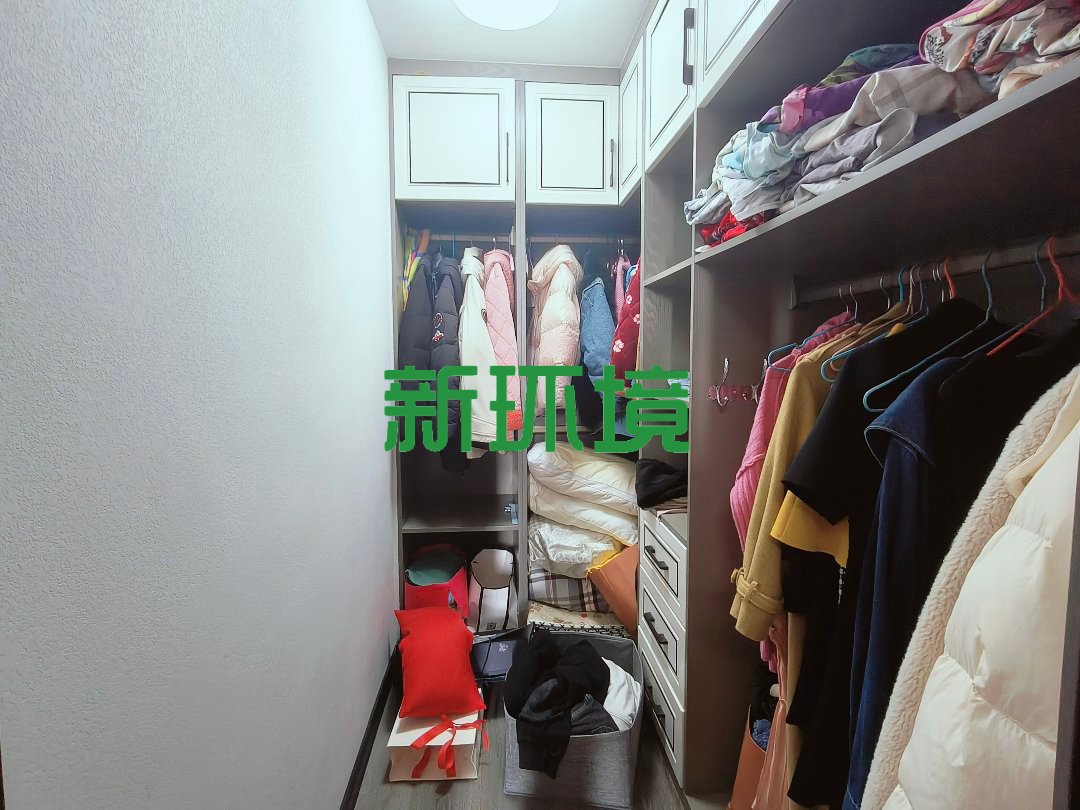 熙城春天  5室2厅2卫   3000.00元/月室内图