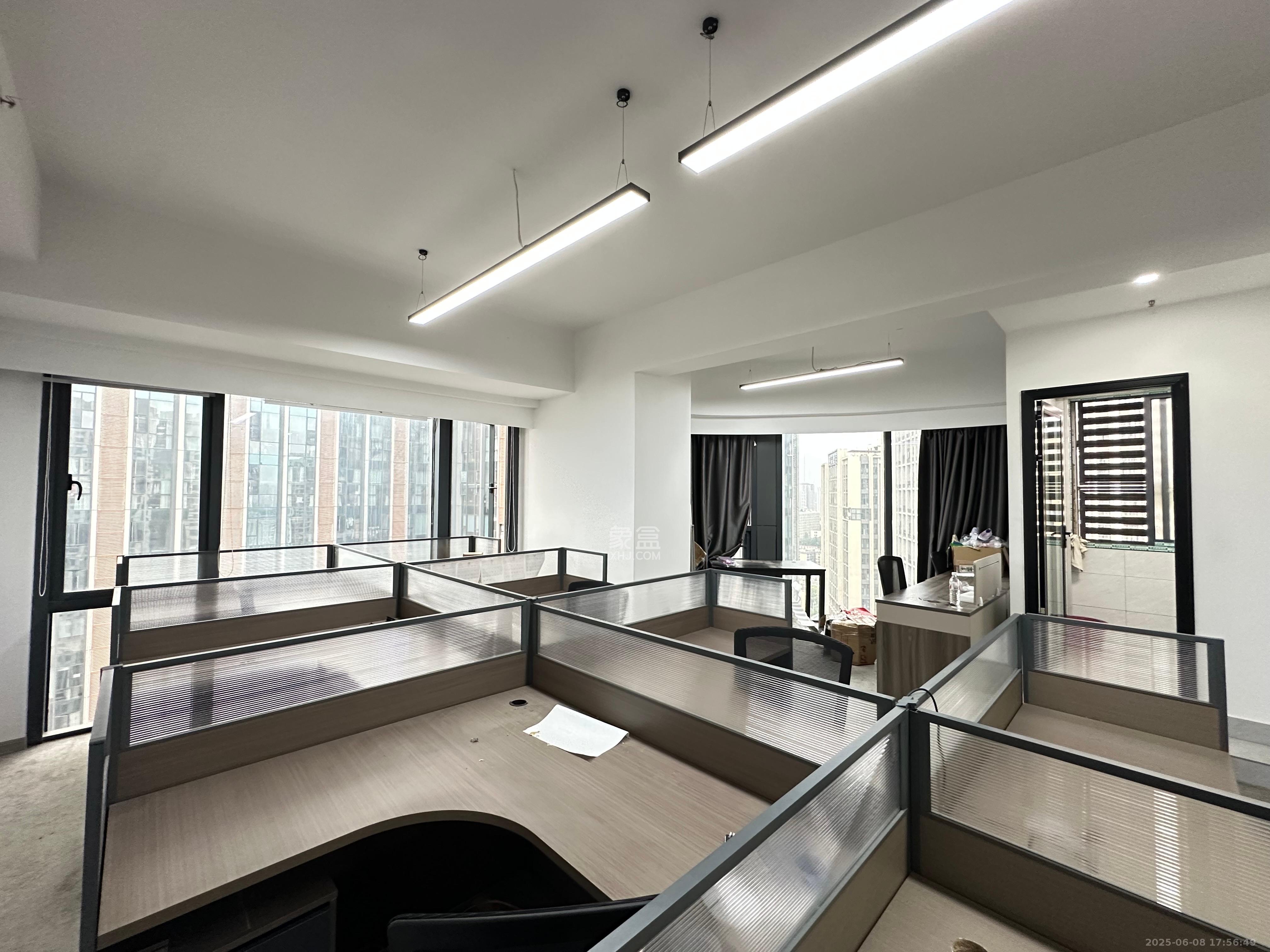 万润时光里 2室1厅1卫 3500.0元/月 万润时光里 2室1厅1卫 3500.0元/月室内图