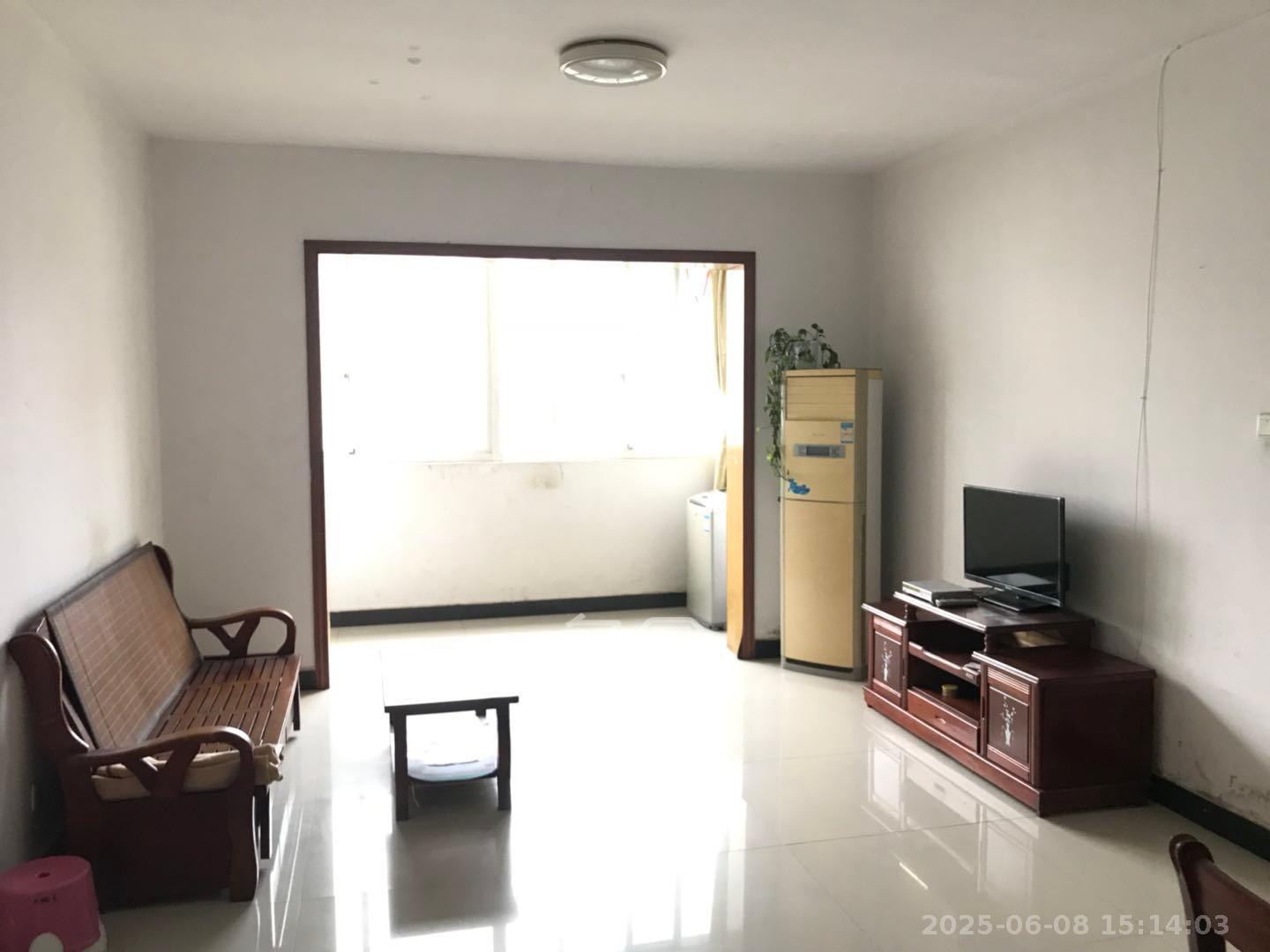 景江雅苑 2室2厅1卫 2000.0元/月 景江雅苑 2室2厅1卫 2000.0元/月室内图