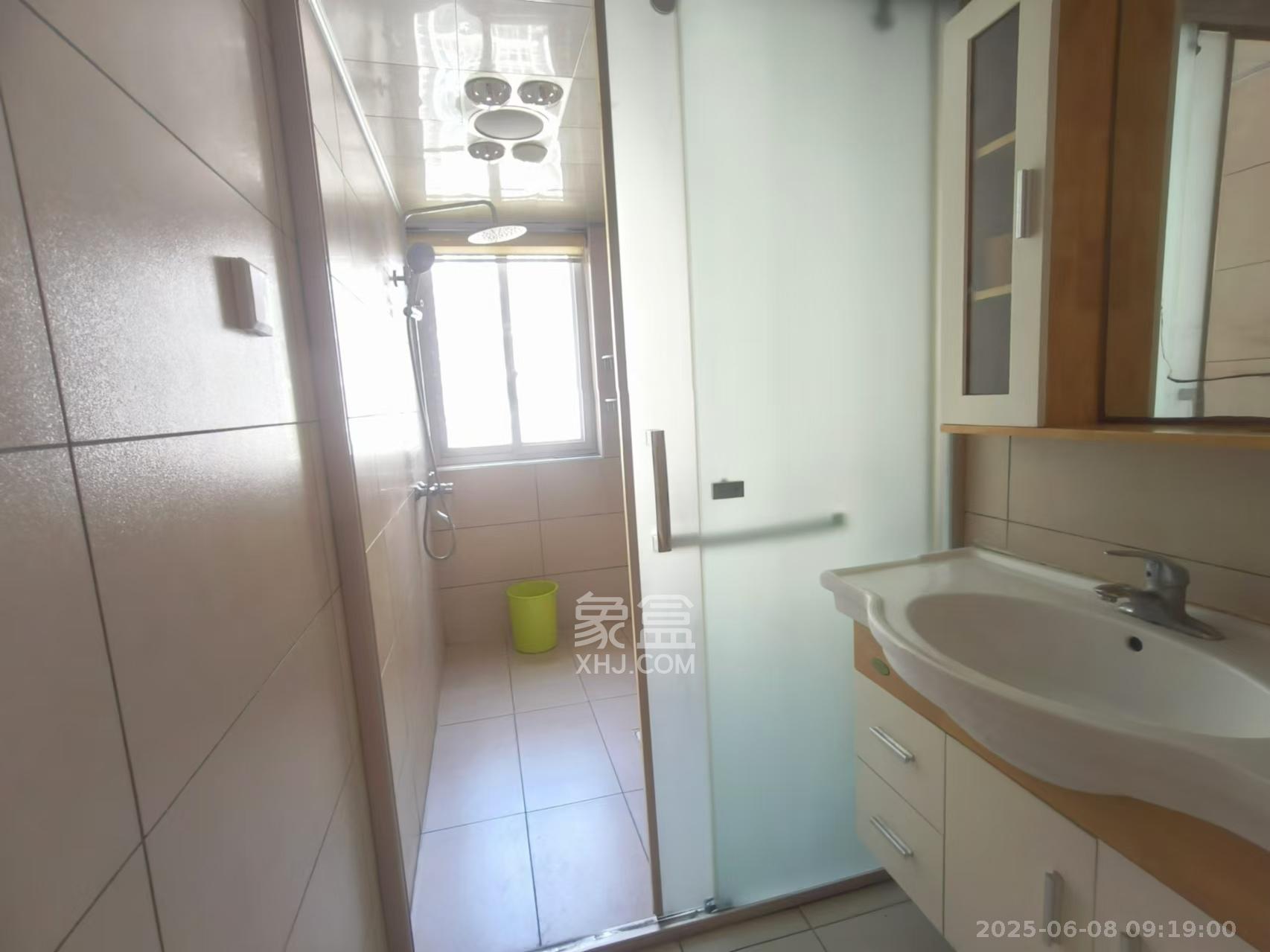 筑梦园 3室2厅2卫 2000.0元/月 筑梦园 3室2厅2卫 2000.0元/月室内图