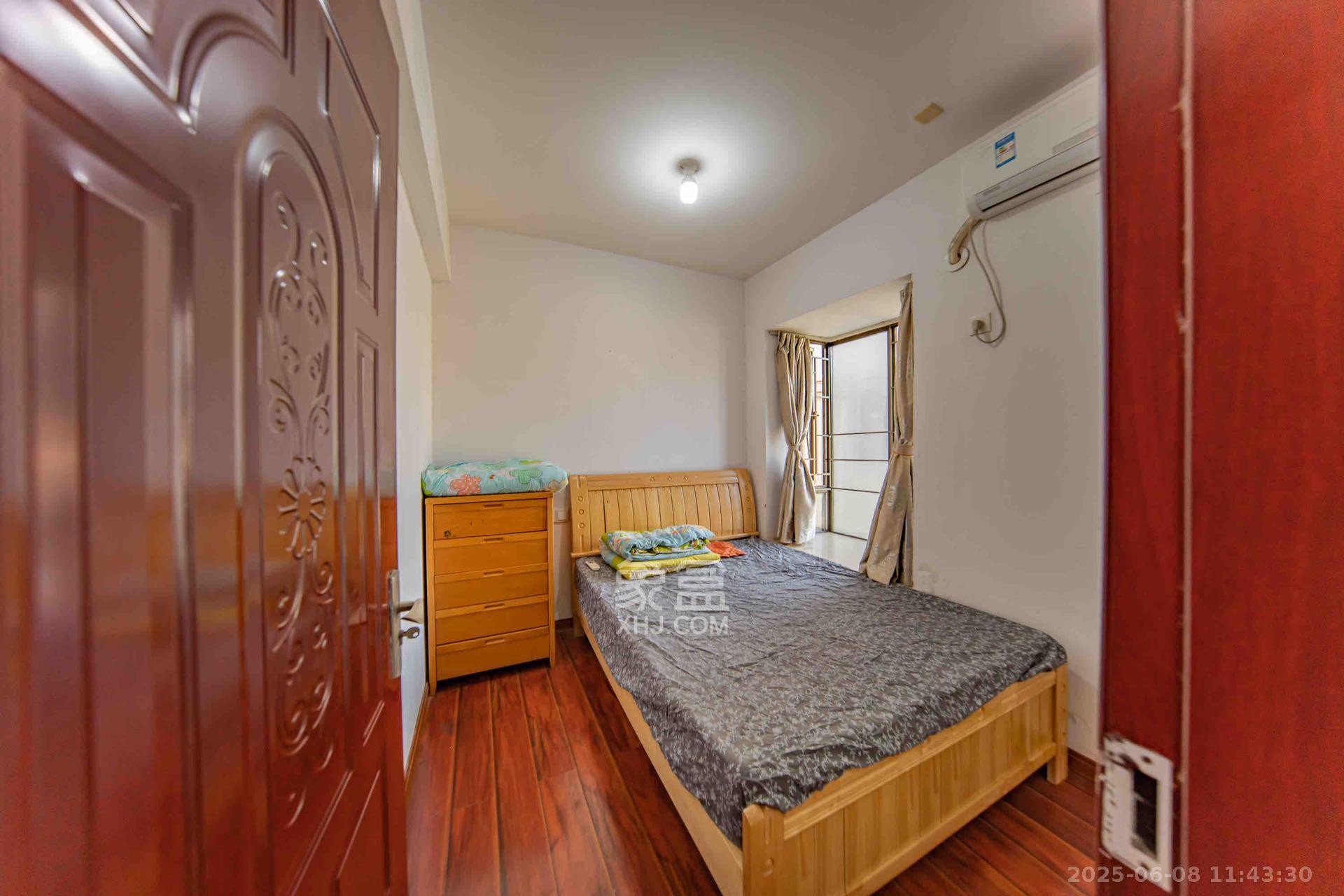 江山帝景哈佛  2室2厅1卫    1800.0元/月 江山帝景哈佛  2室2厅1卫    1800.0元/月室内图