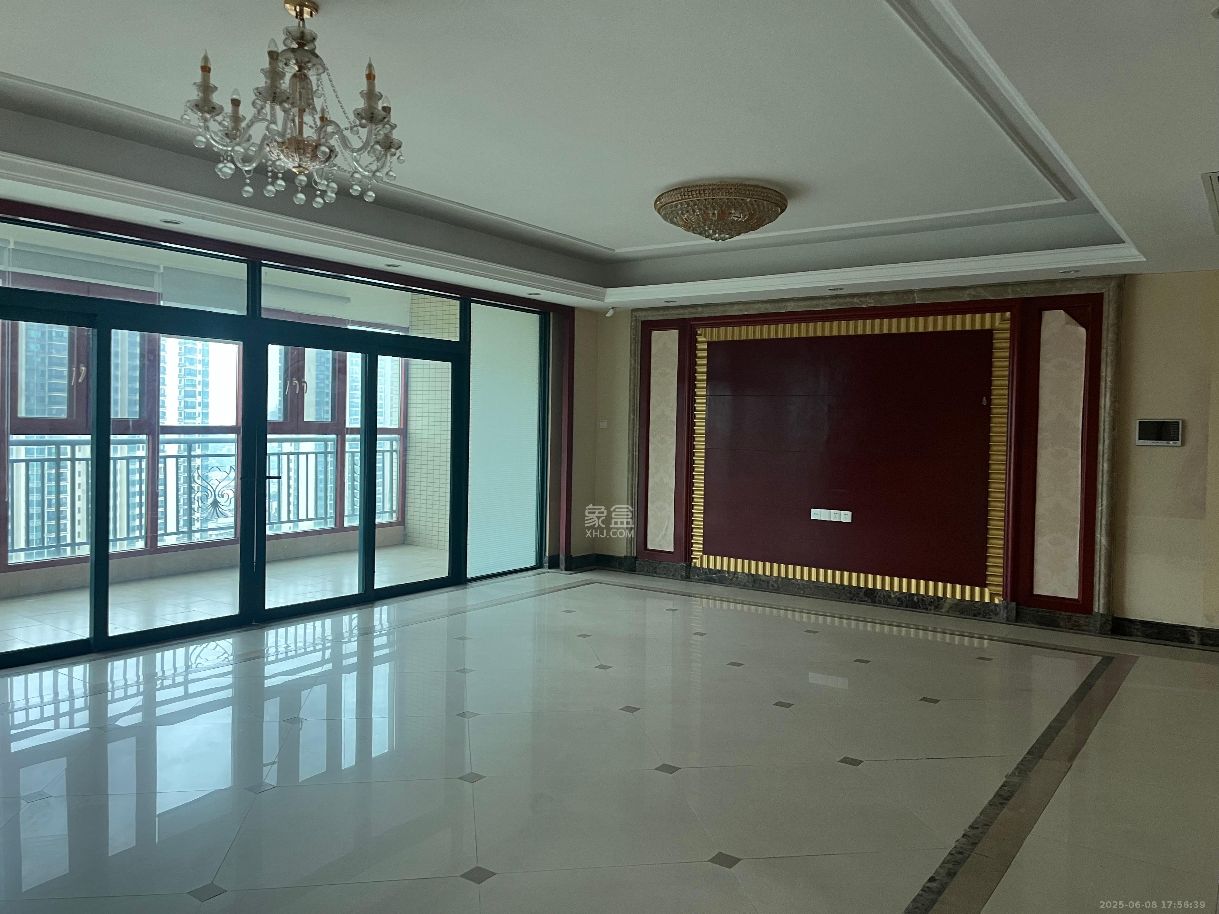 恒大雅苑 4室2厅1卫 5500.0元/月 恒大雅苑 4室2厅1卫 5500.0元/月室内图