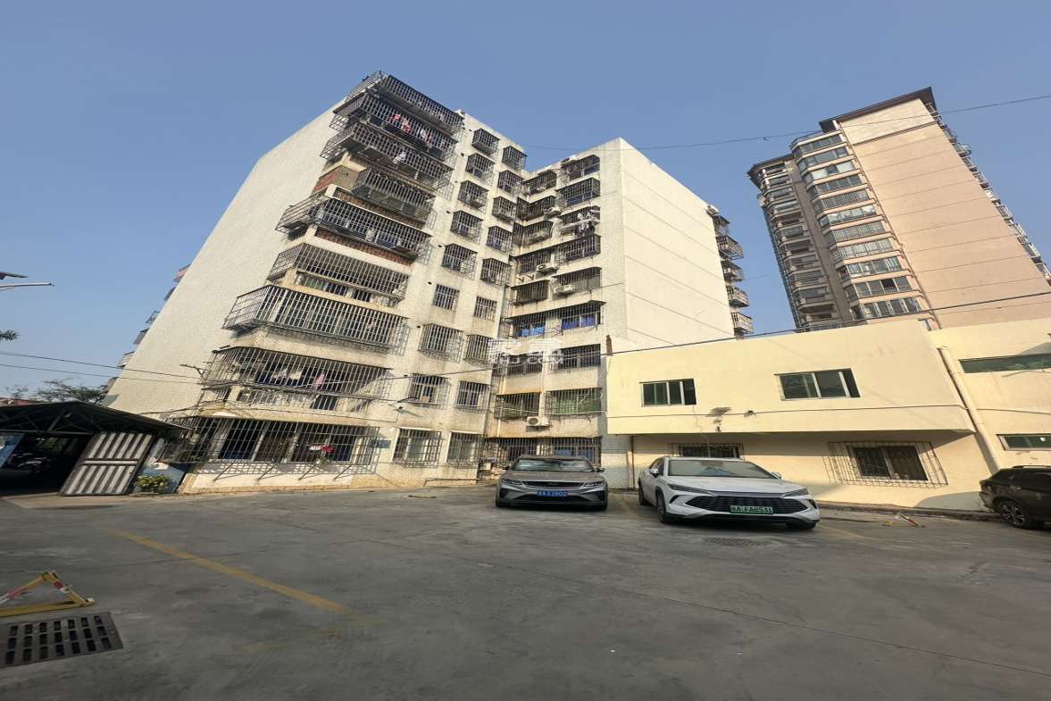 颐远山庄(文明东路)  3室2厅1卫    75.0万 颐远山庄(文明东路)  3室2厅1卫    75.0万室内图