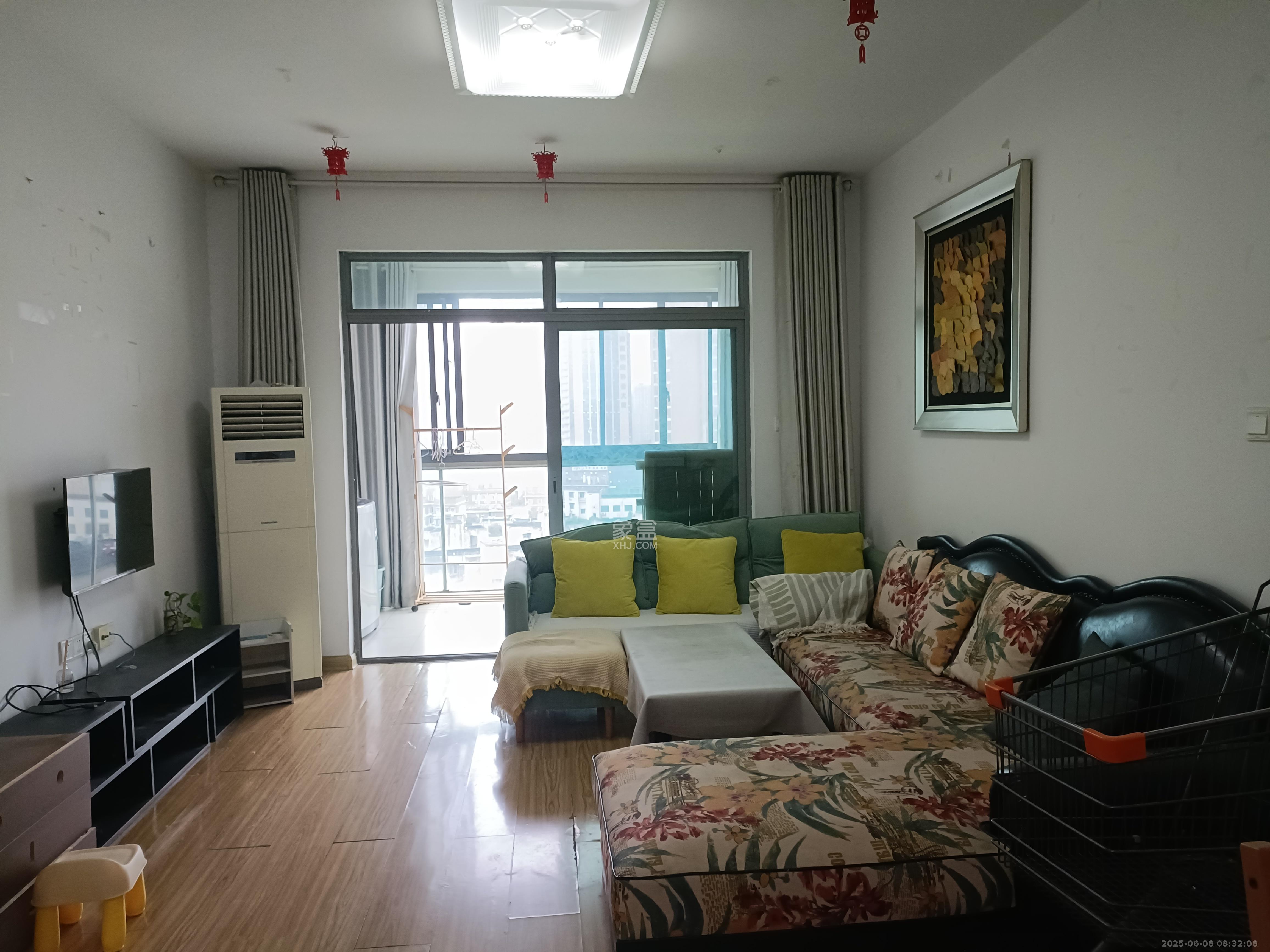 新城新世界一二三期  1室2厅1卫    2250.0元/月 新城新世界一二三期  1室2厅1卫    2250.0元/月室内图