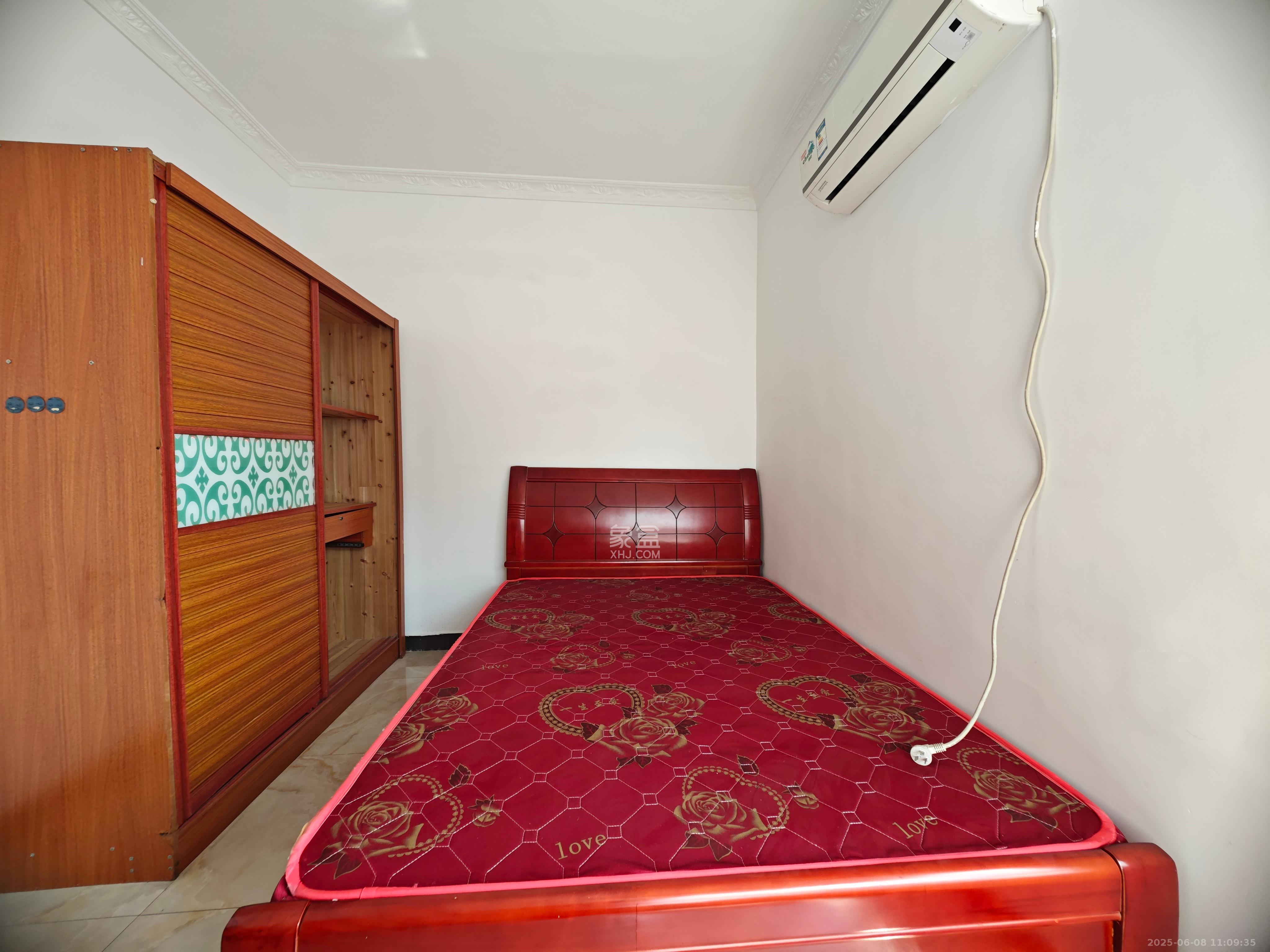 豪庭(江城豪庭) 2室2厅1卫 1500.0元/月 豪庭(江城豪庭) 2室2厅1卫 1500.0元/月室内图