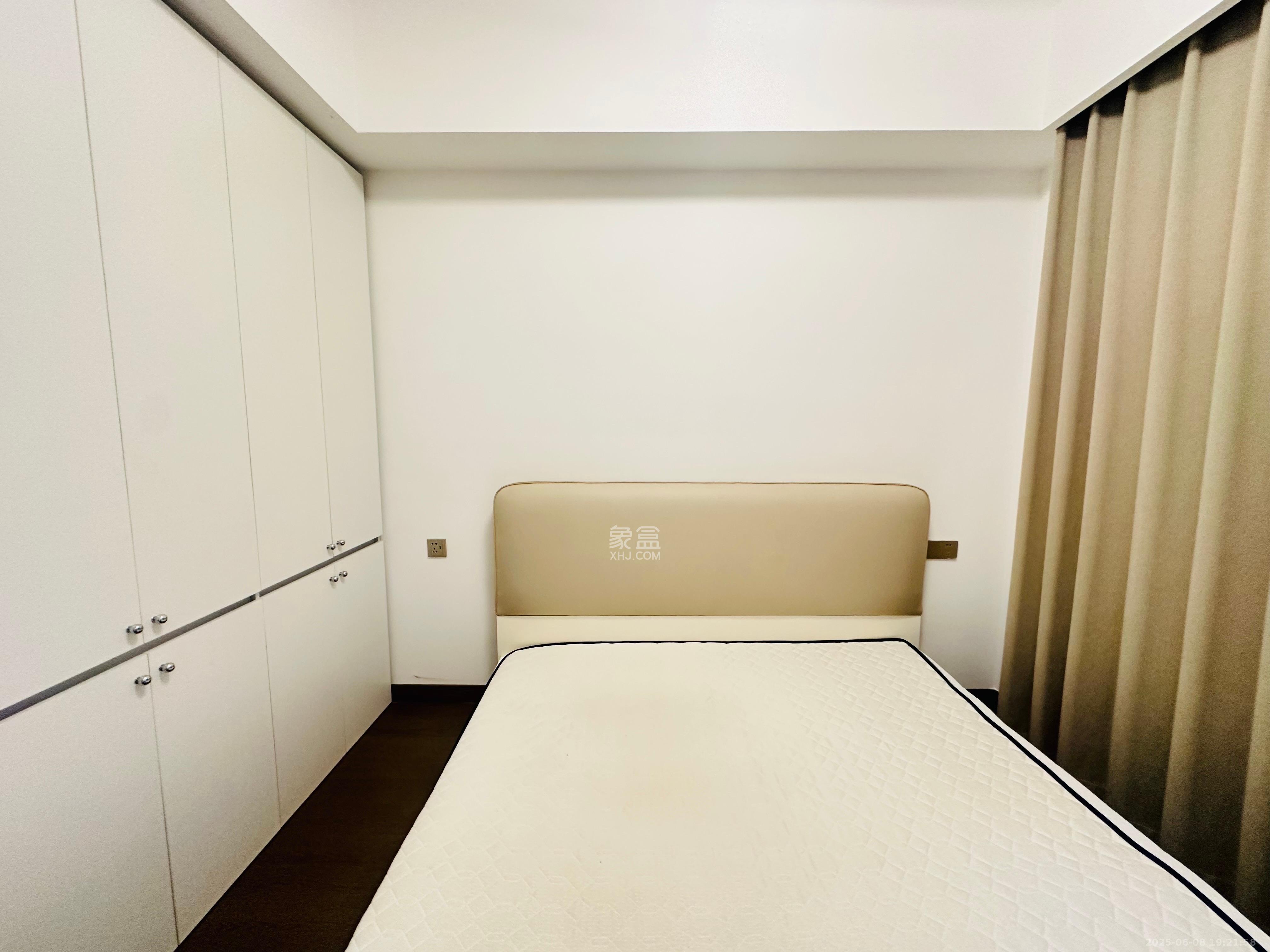 梅溪枫林  4室2厅2卫   3500.00元/月室内图