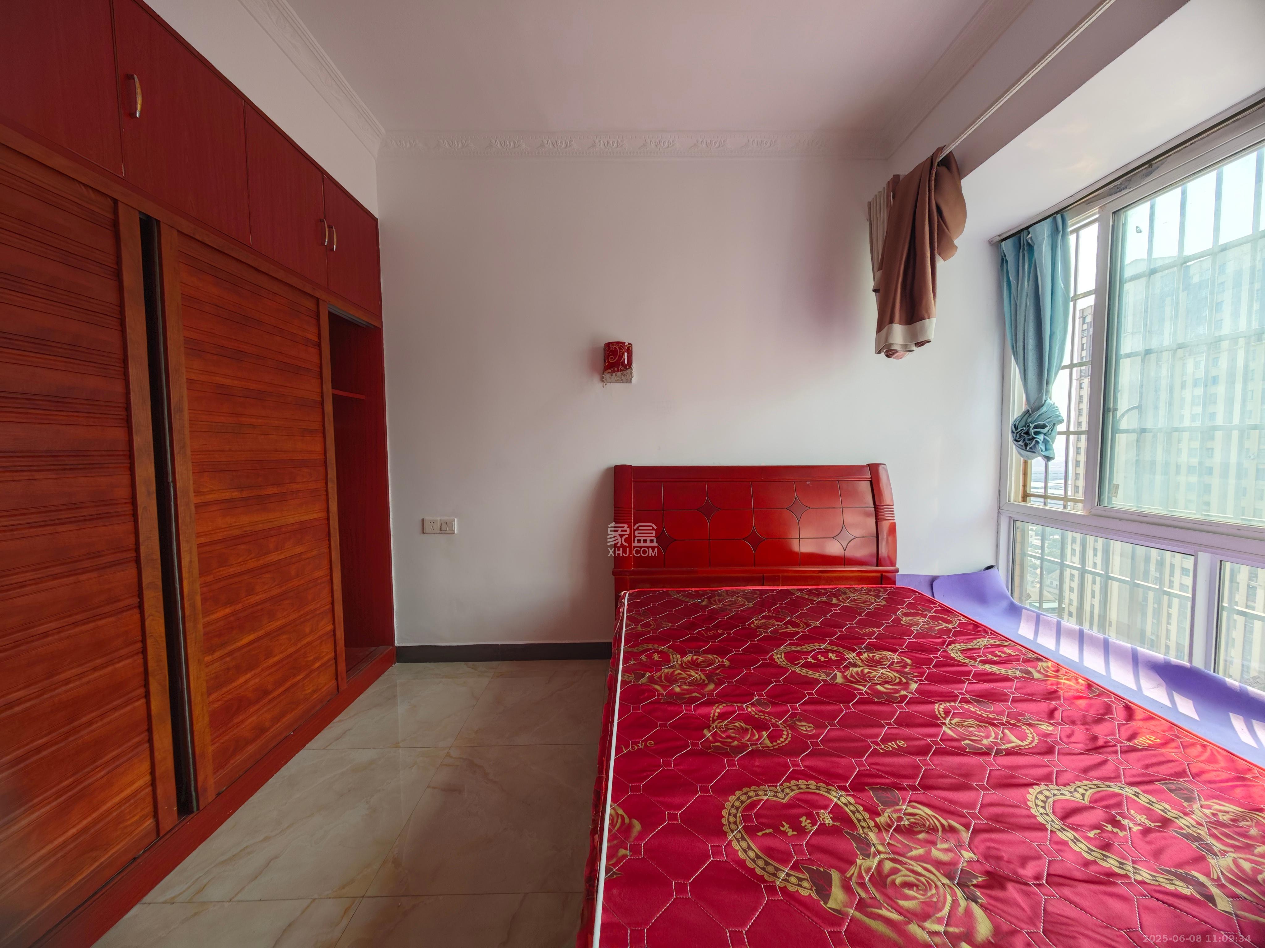 豪庭(江城豪庭) 2室2厅1卫 1500.0元/月 豪庭(江城豪庭) 2室2厅1卫 1500.0元/月室内图