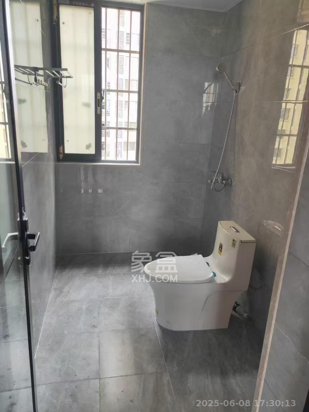 洋湖明园一期 2室1厅1卫 2400.0元/月 洋湖明园一期 2室1厅1卫 2400.0元/月室内图