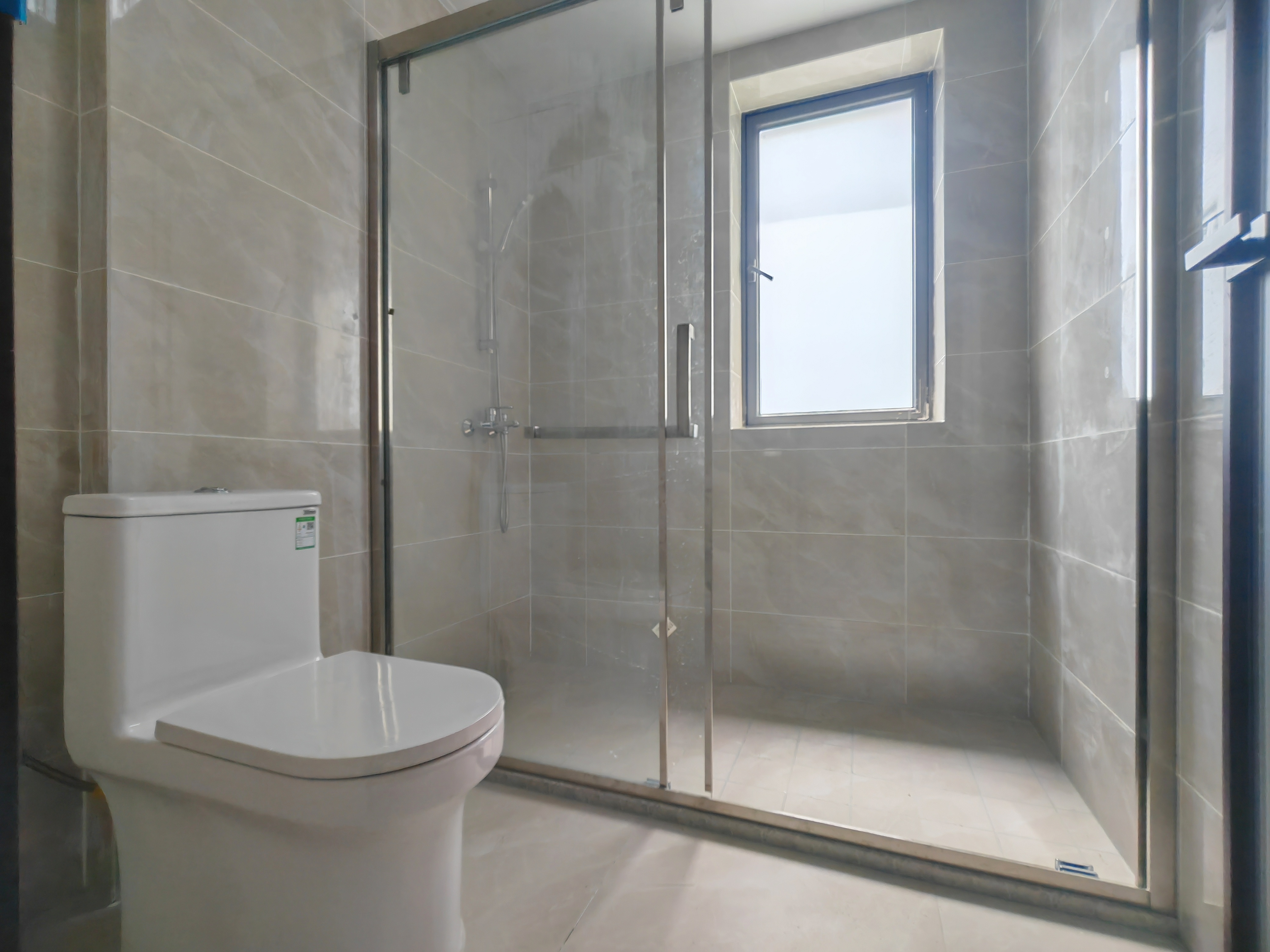 海府大院(海府路41号) 4室2厅2卫 5500.0元/月 海府大院(海府路41号) 4室2厅2卫 5500.0元/月室内图