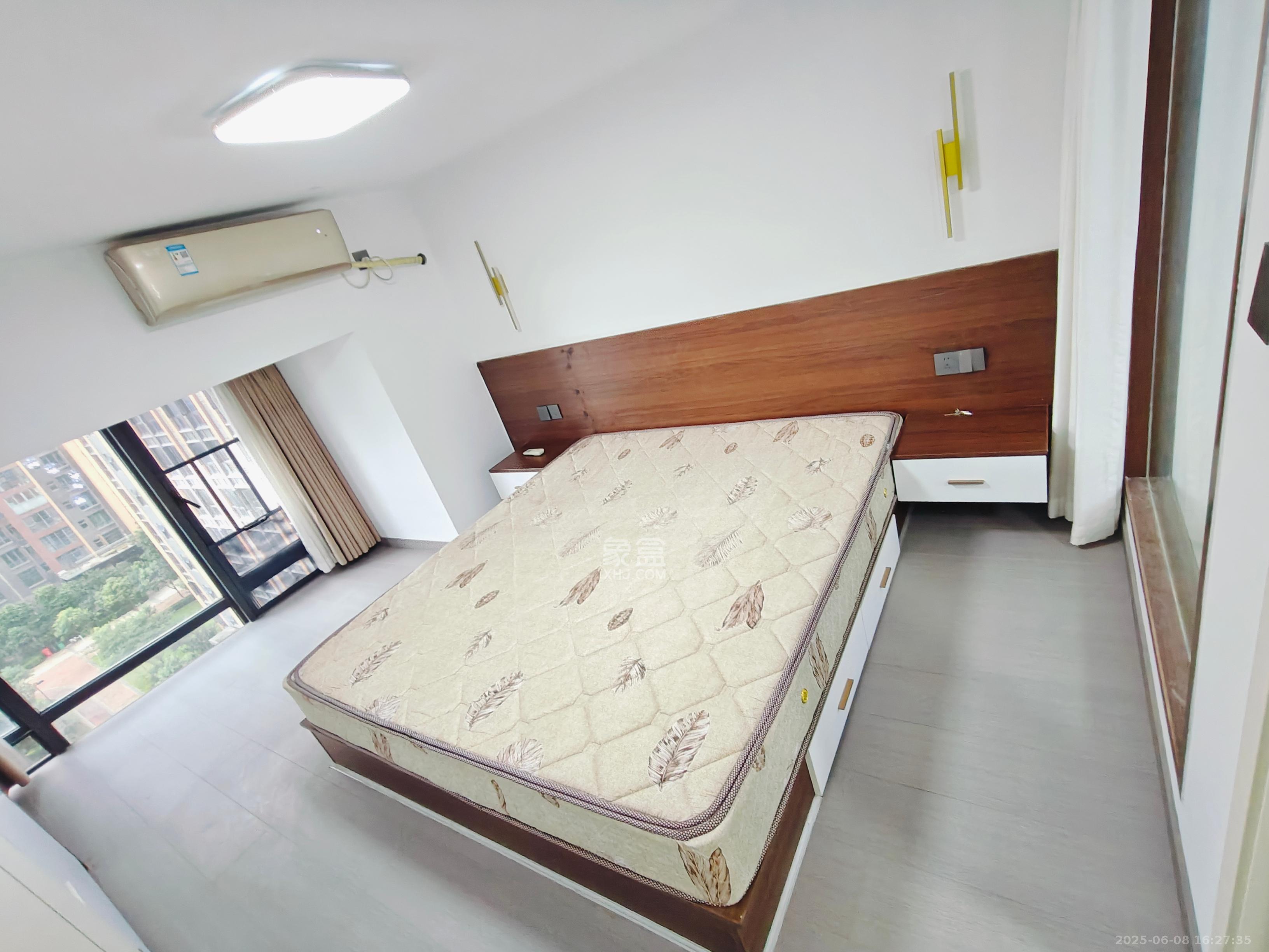 海伦春天  2室1厅1卫    1600.0元/月室内图