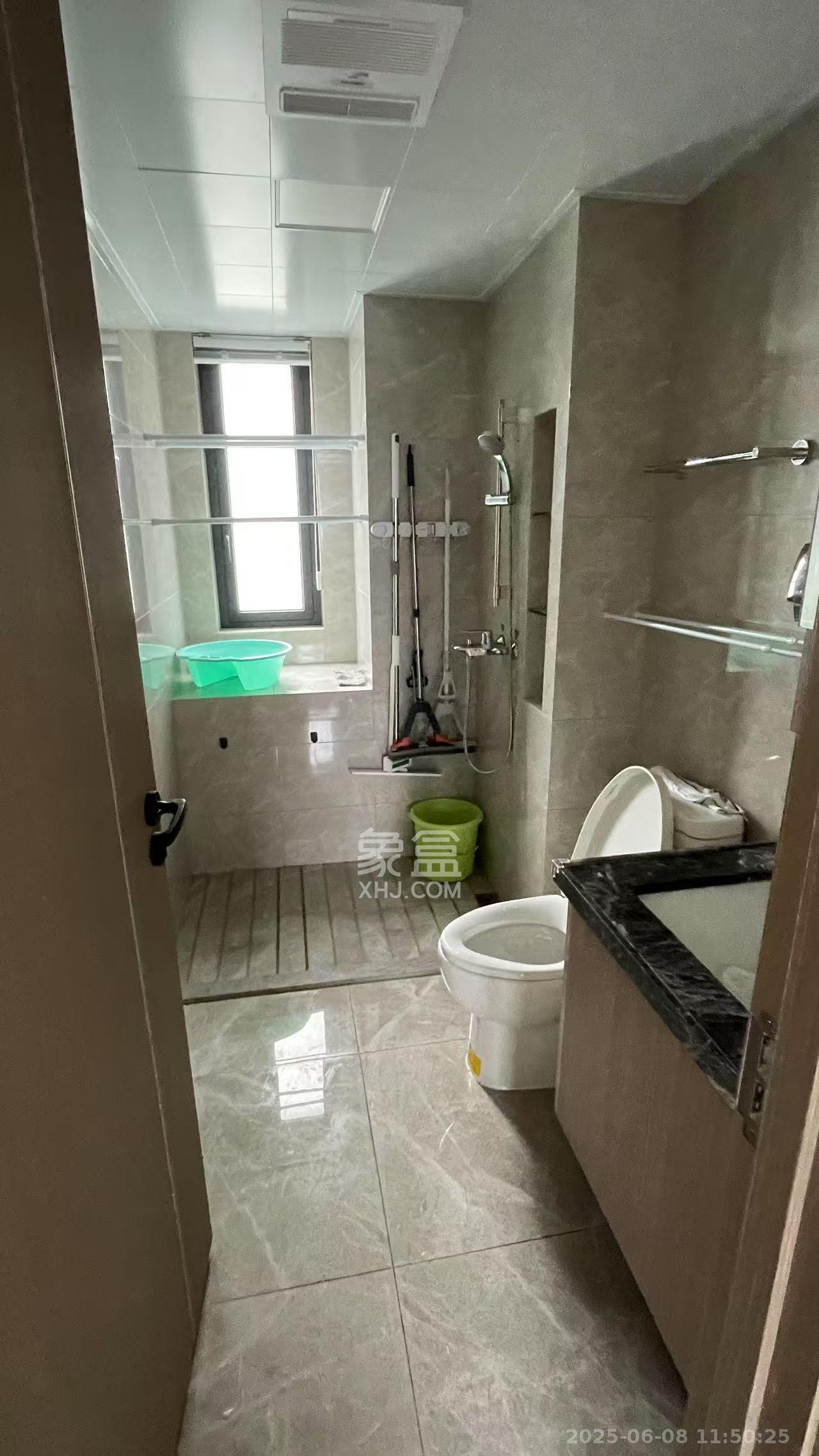 中国铁建湘语梅溪  3室2厅2卫   3200.00元/月室内图