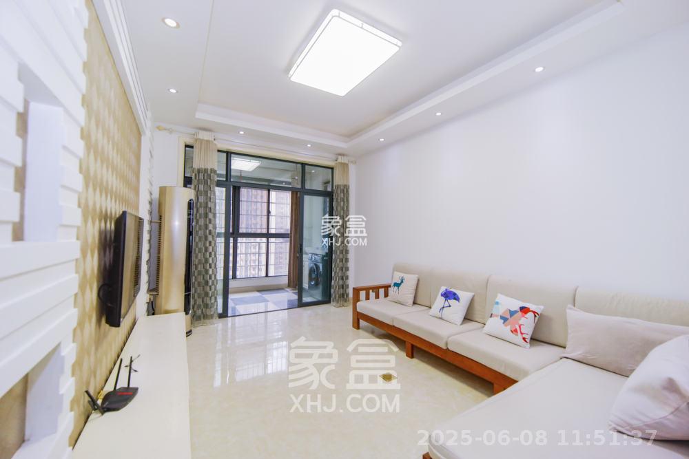 新盛珑璟台  1室0厅0卫    2200.0元/月 新盛珑璟台  1室0厅0卫    2200.0元/月室内图