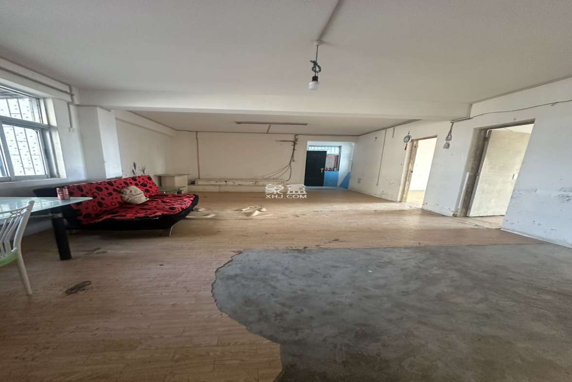 颐远山庄(文明东路)  3室2厅1卫    75.0万 颐远山庄(文明东路)  3室2厅1卫    75.0万室内图