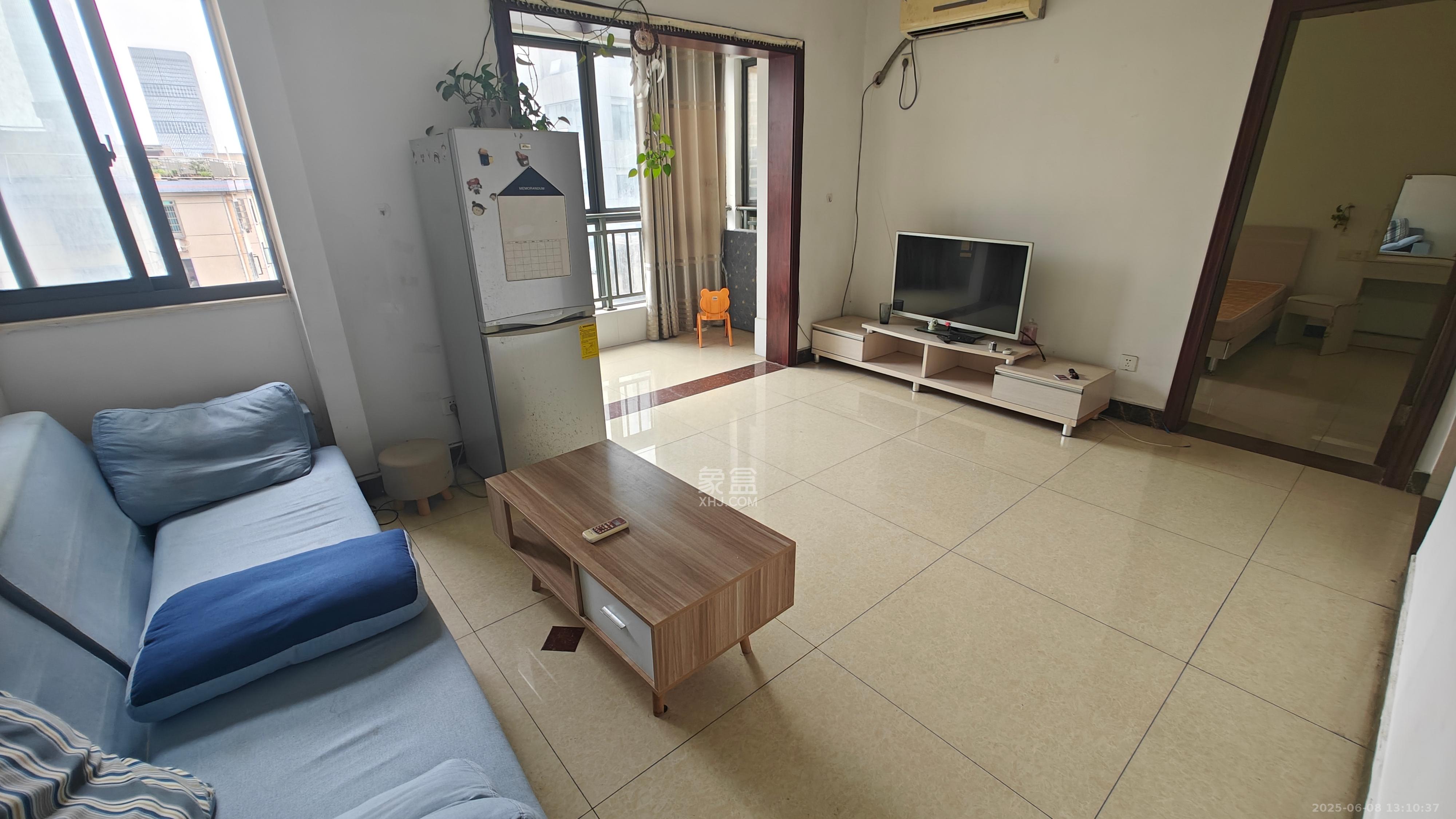 少帅府  1室1厅1卫   2500.00元/月室内图