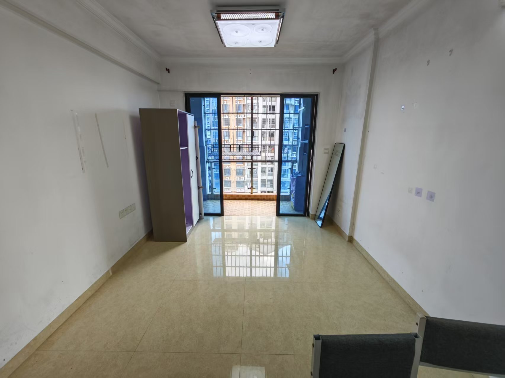 乾坤湖龙昆花园  1室1厅1卫    66.0万 乾坤湖龙昆花园  1室1厅1卫    66.0万室内图