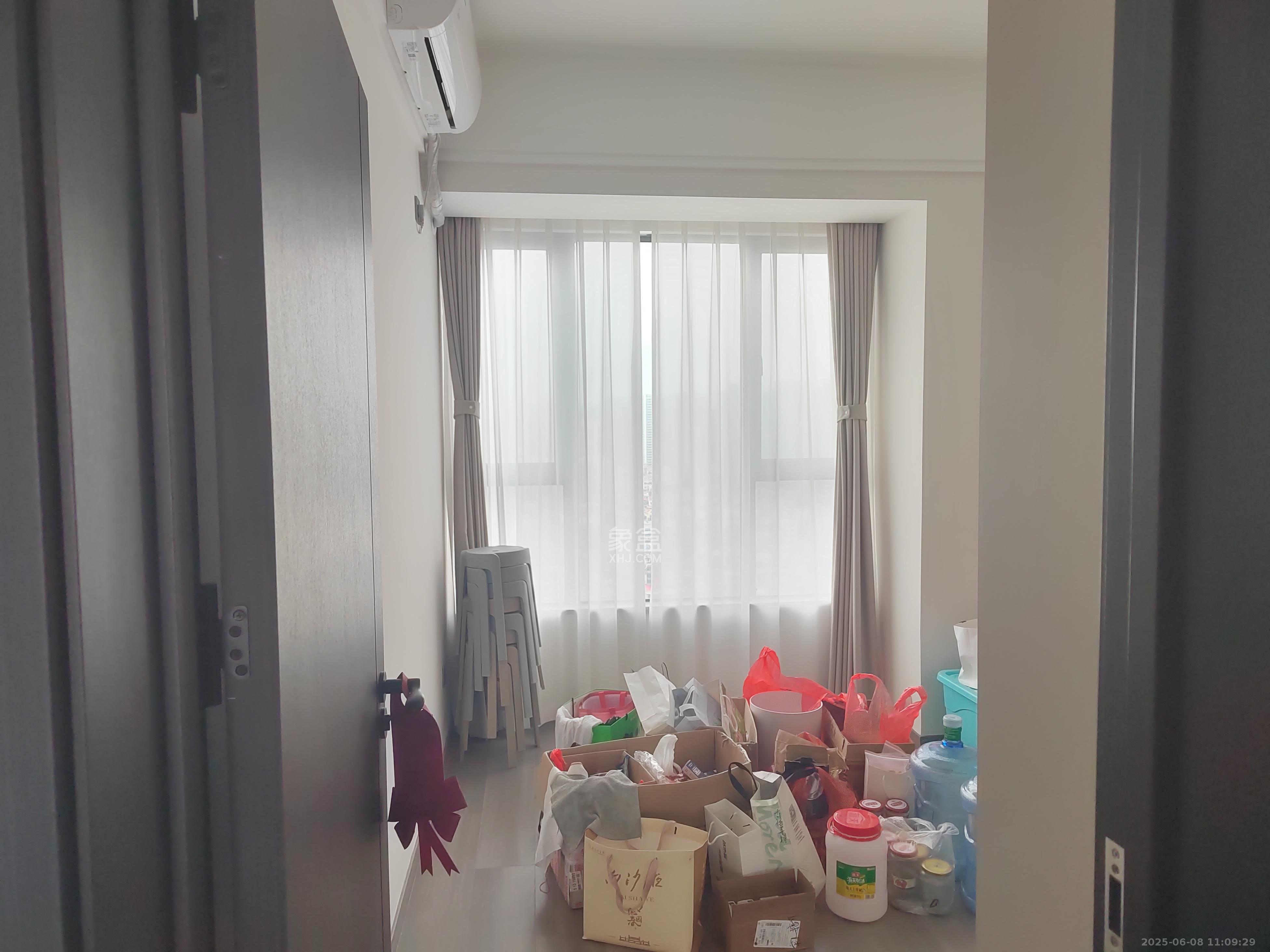 智谷仁玥府  5室2厅2卫   6000.00元/月室内图