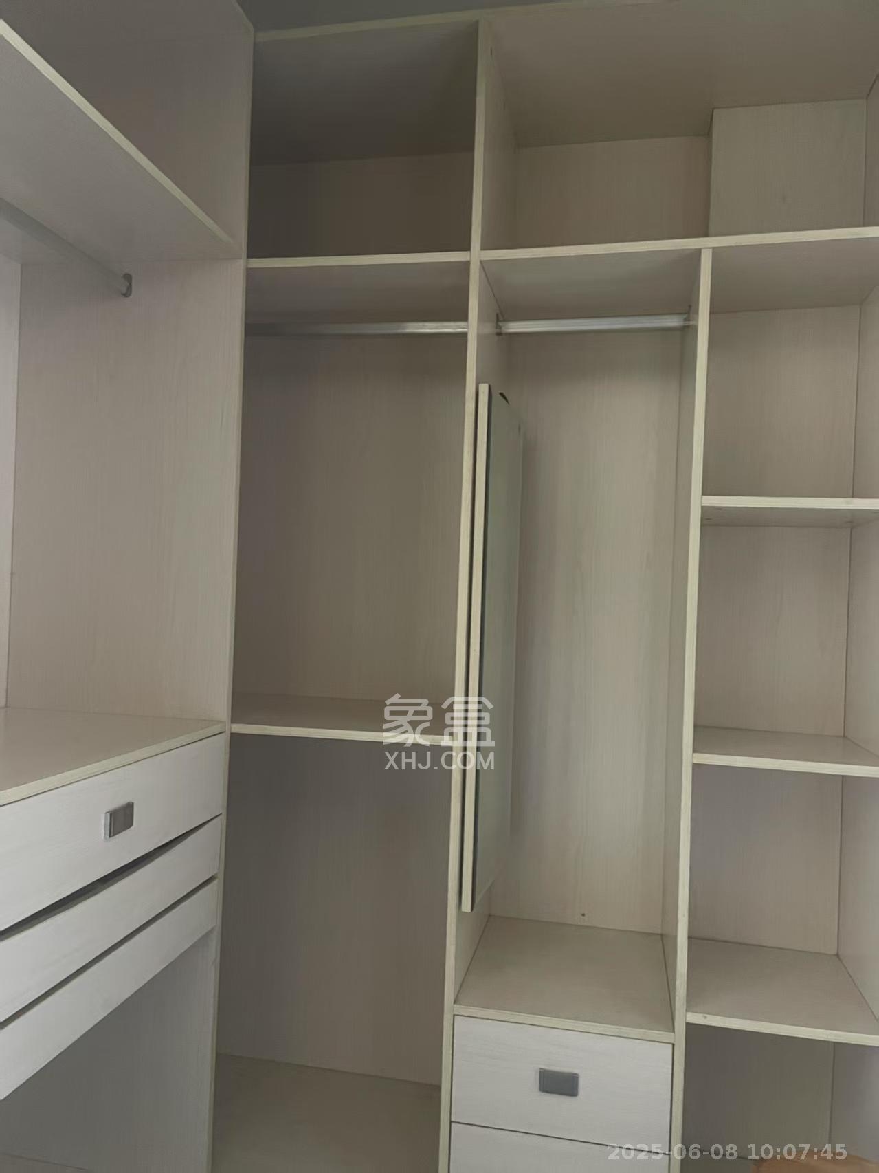 中远公馆  1室1厅1卫    1600.0元/月室内图