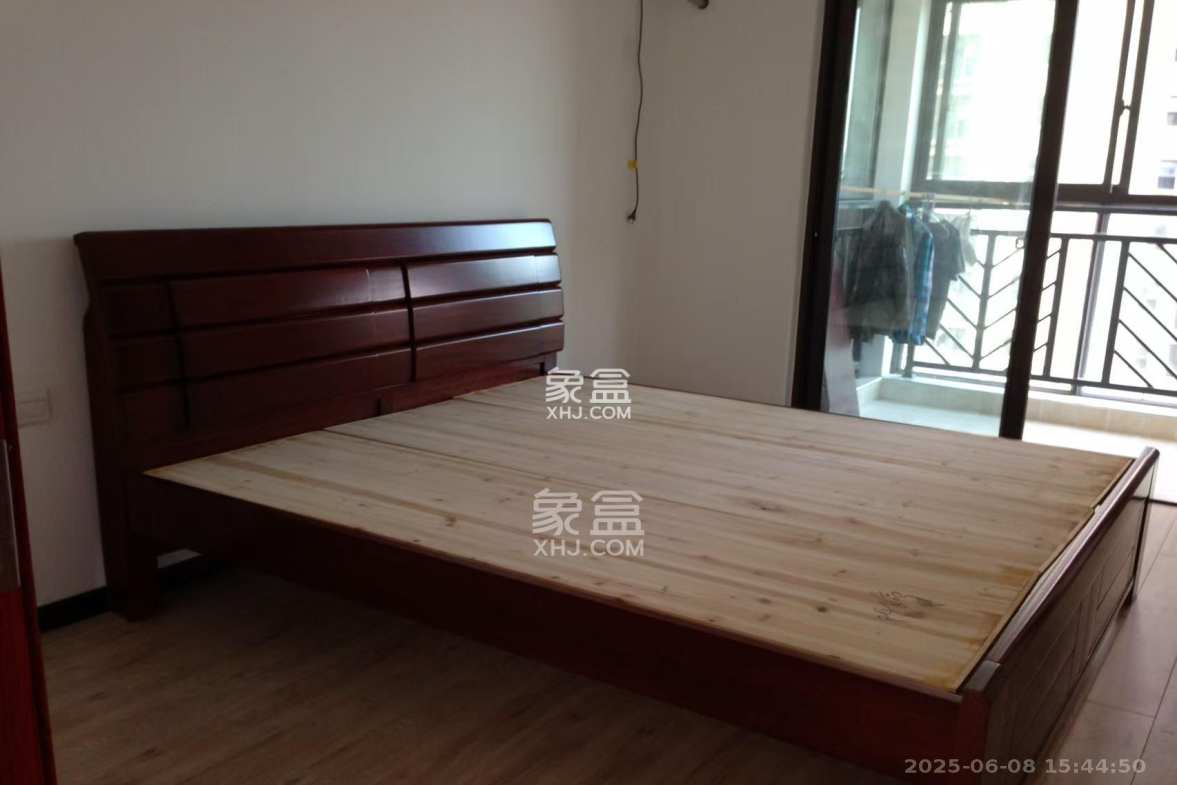 旭辉藏郡(藏郡、旭湘华府) 3室2厅2卫 3500.0元/月 旭辉藏郡(藏郡、旭湘华府) 3室2厅2卫 3500.0元/月室内图